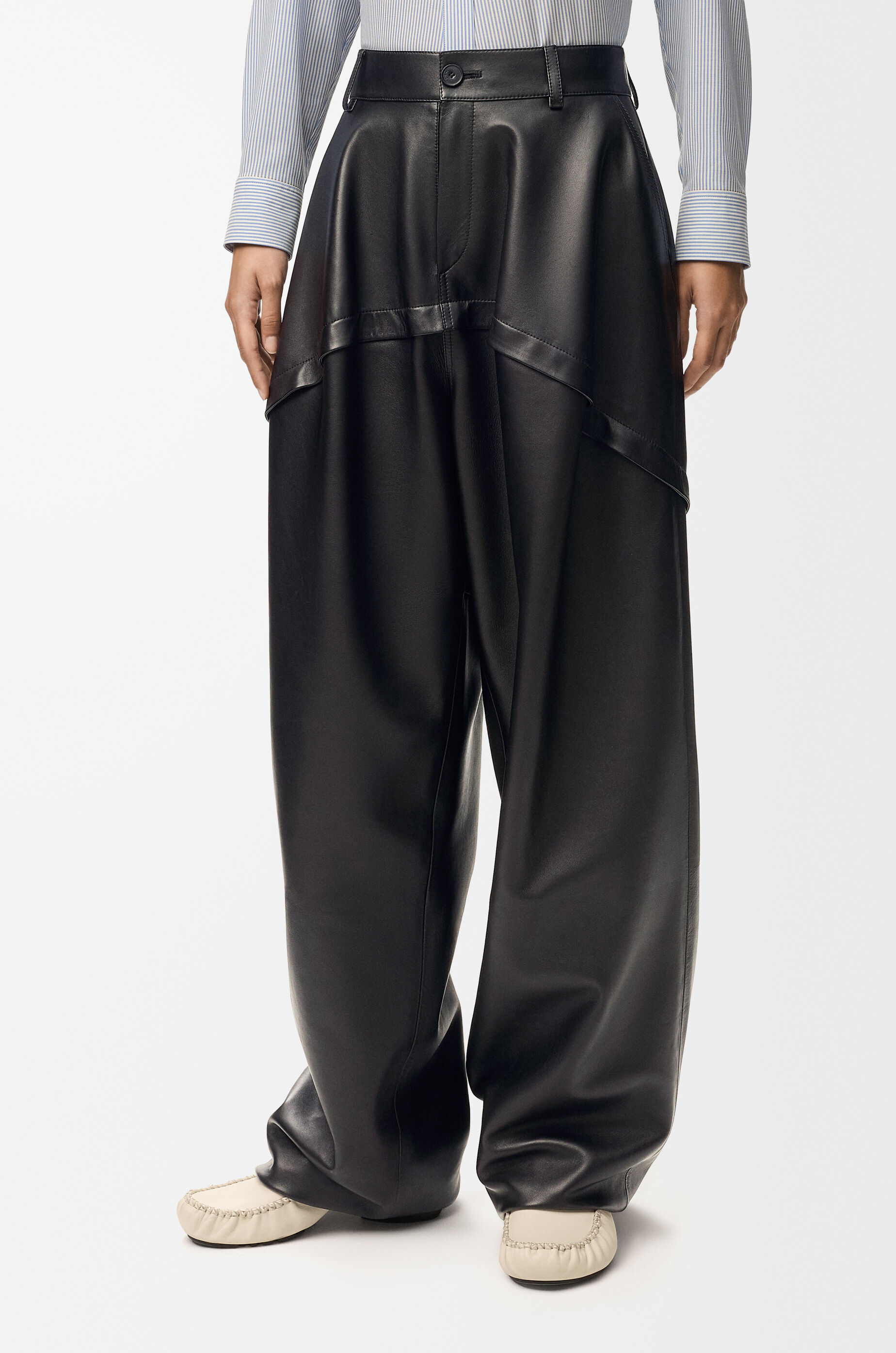 LOEWE Trousers in nappa lambskin Black