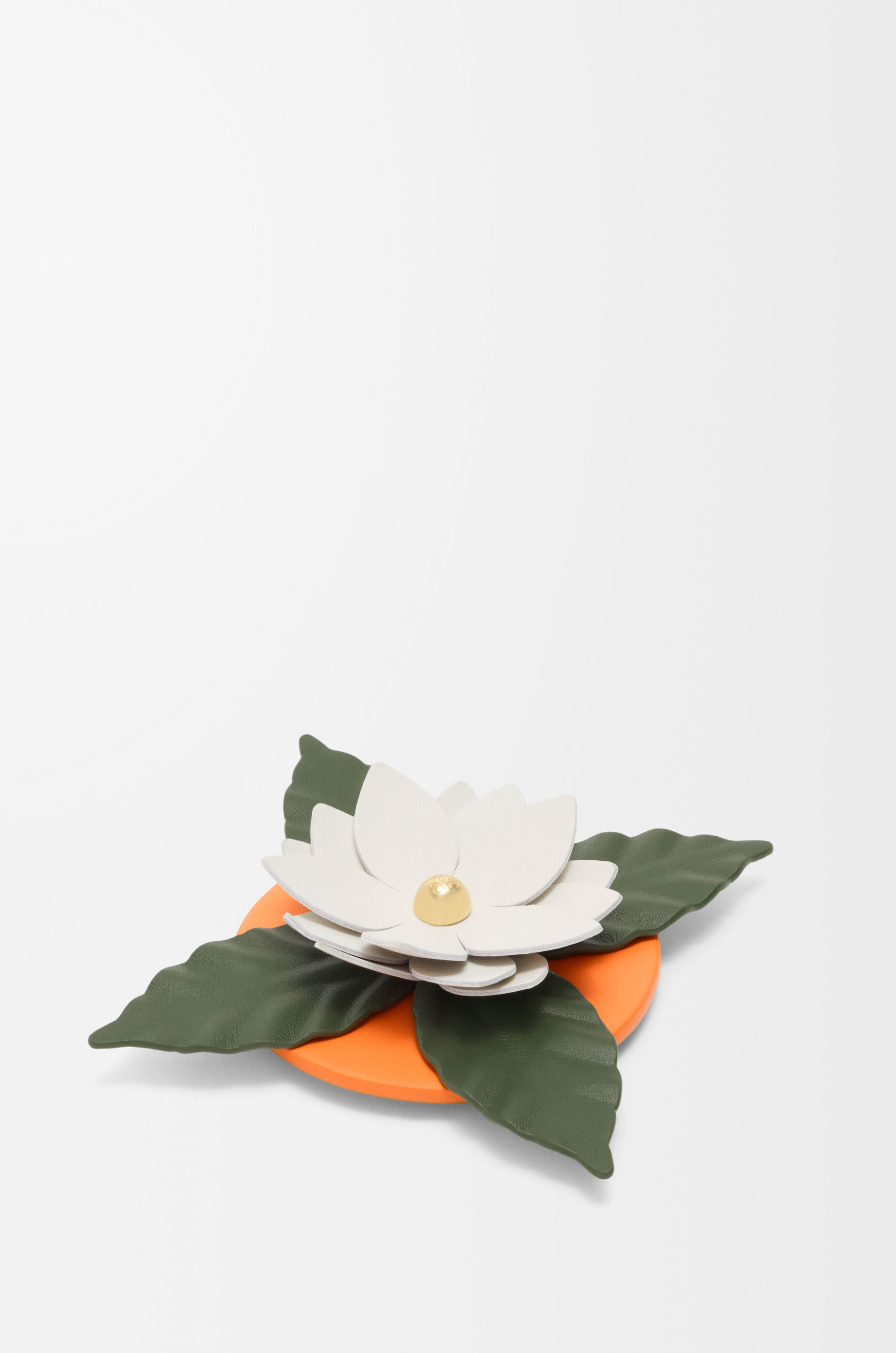 LOEWE Small orchid candle lid in classic calfskin and brass Soft White