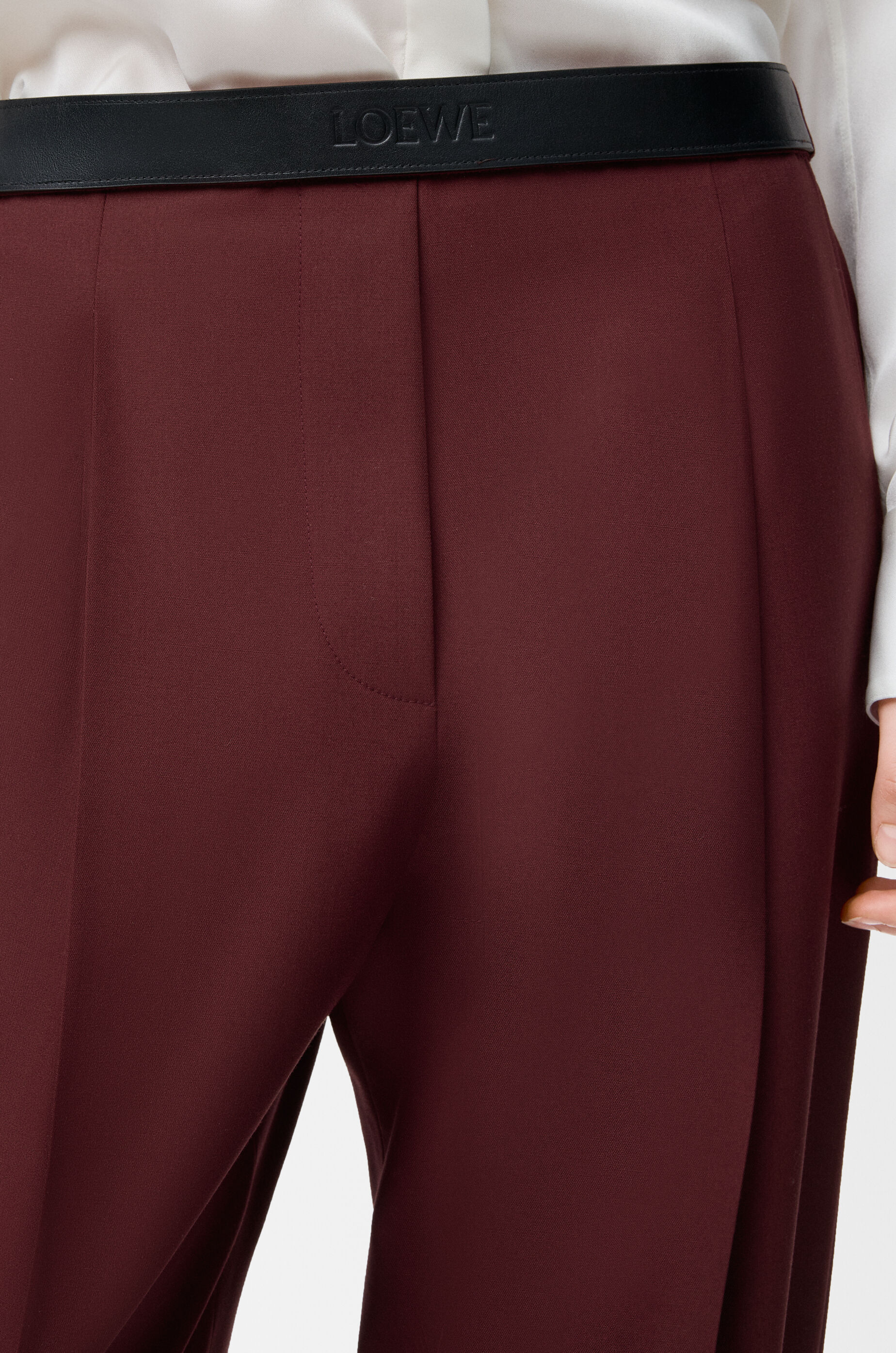 LOEWE Trousers in wool Burgundy