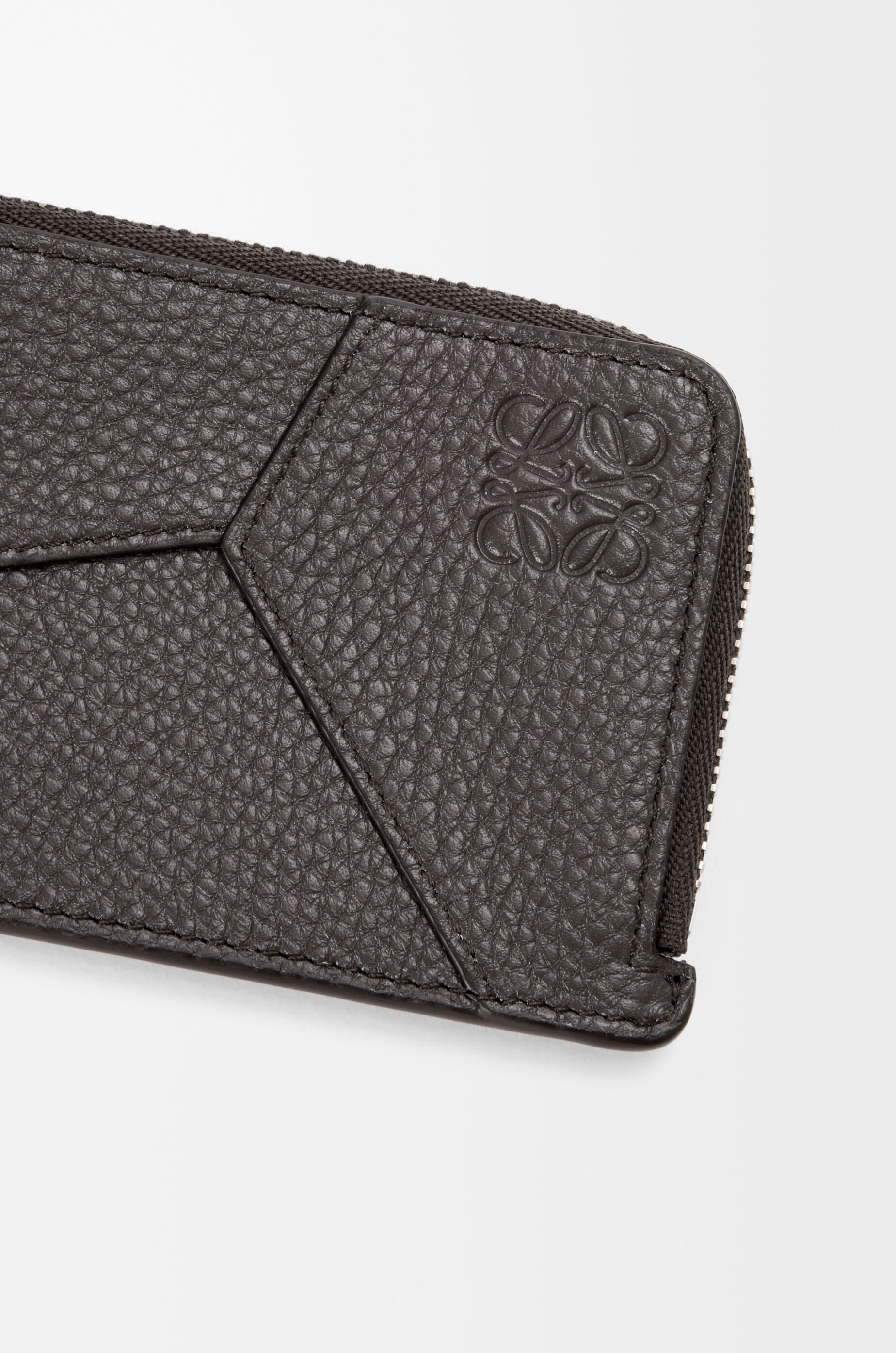 LOEWE Puzzle coin cardholder in supple grained calfskin Dark Grey