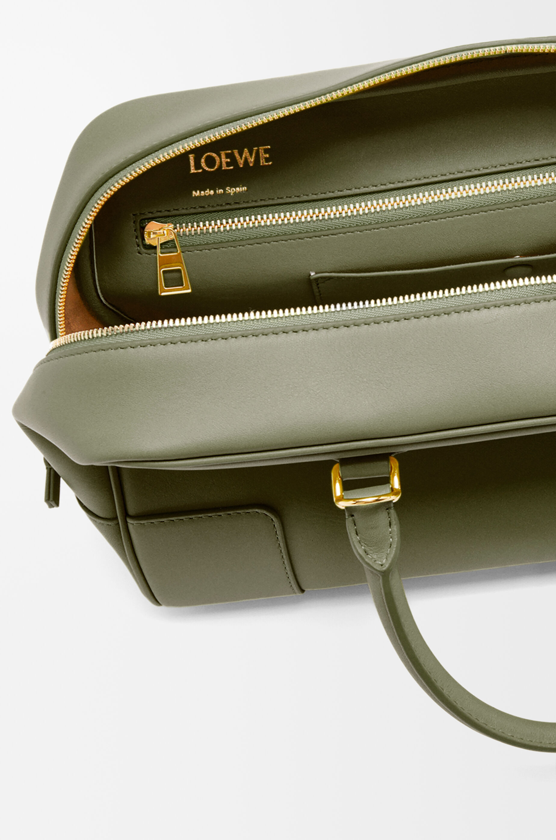 LOEWE Amazona 28 bag in nappa calfskin Avocado Green