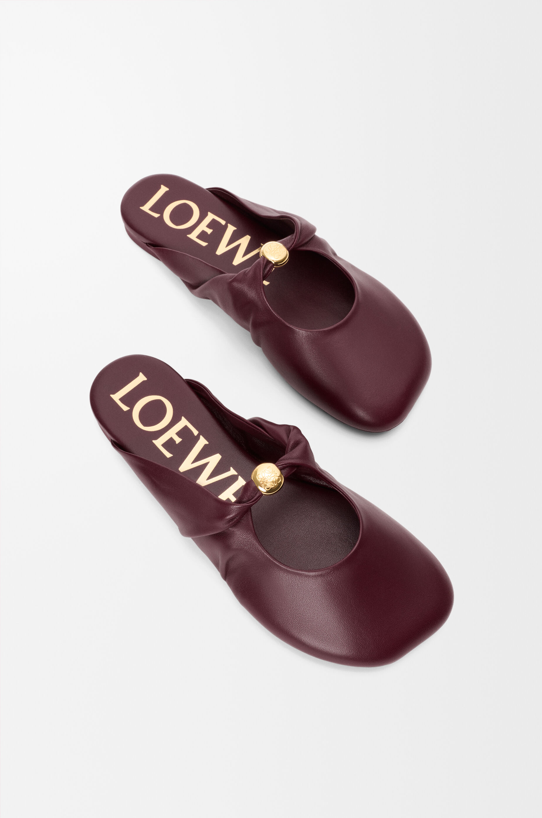LOEWE Pebble Soft mule in nappa lambskin Dark Burgundy