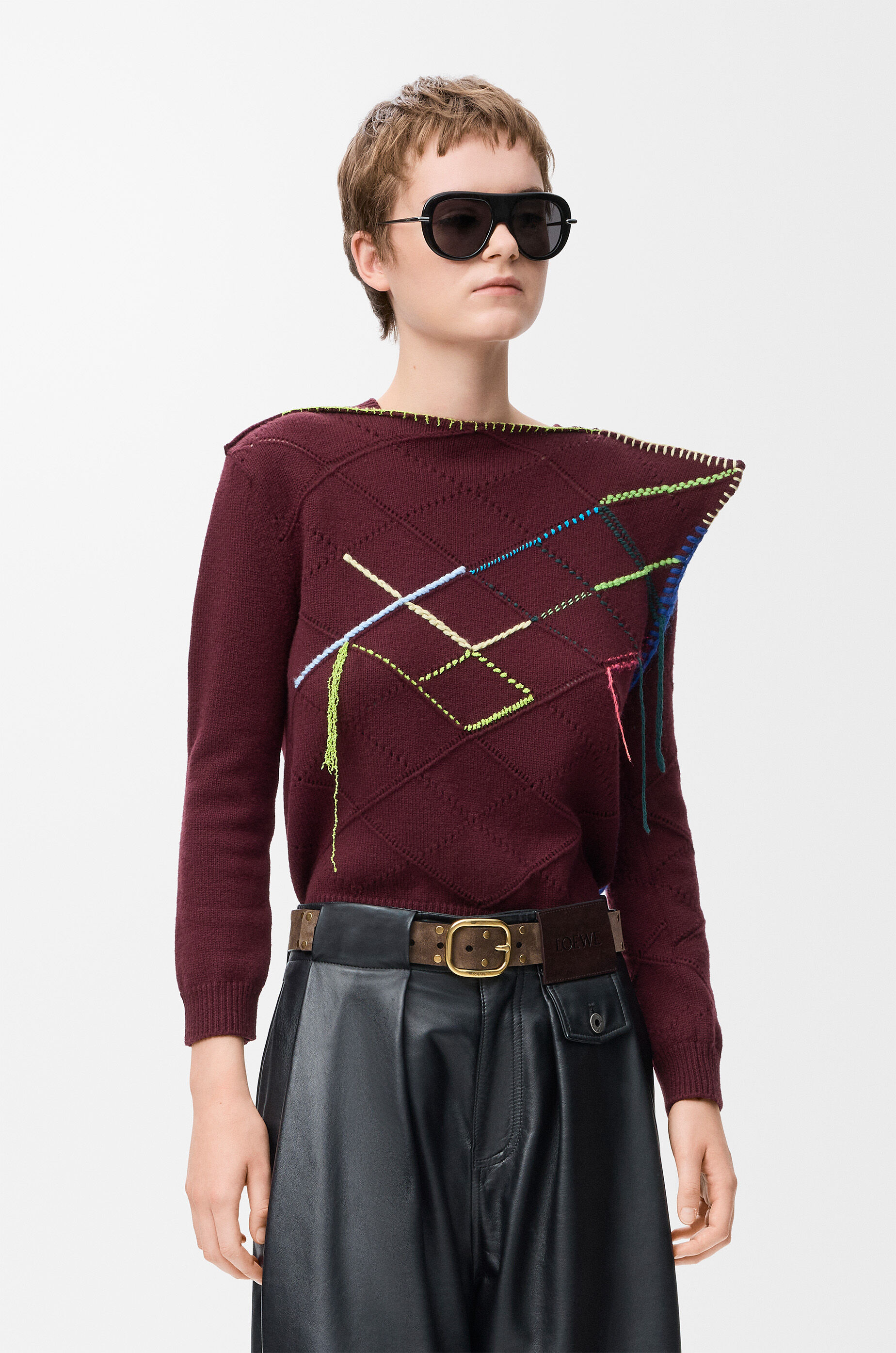 LOEWE Rounded soft belt in suede calfskin Wood/Vintage Gold