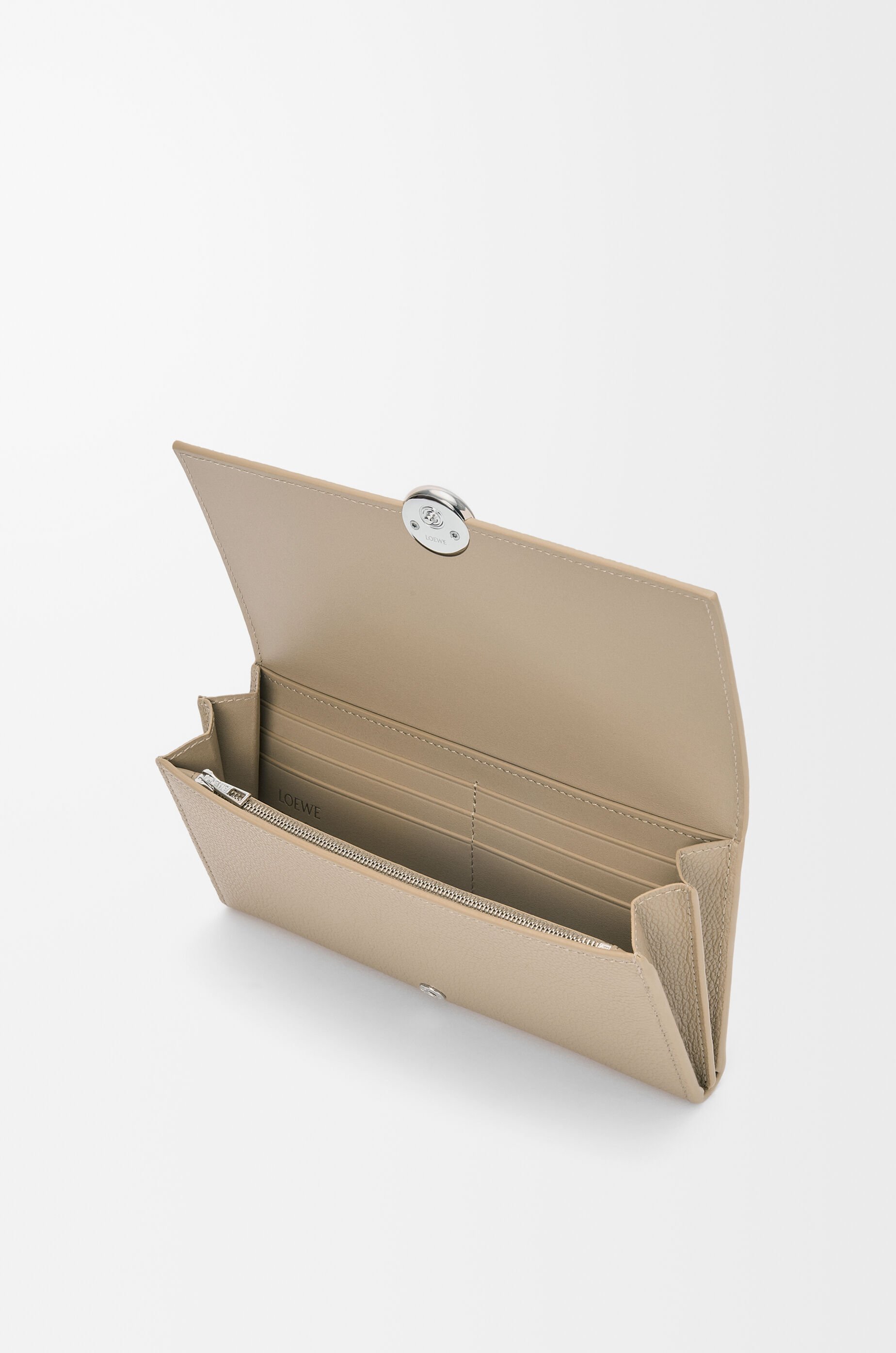 LOEWE Pebble continental wallet in pebble grained calfskin Clay