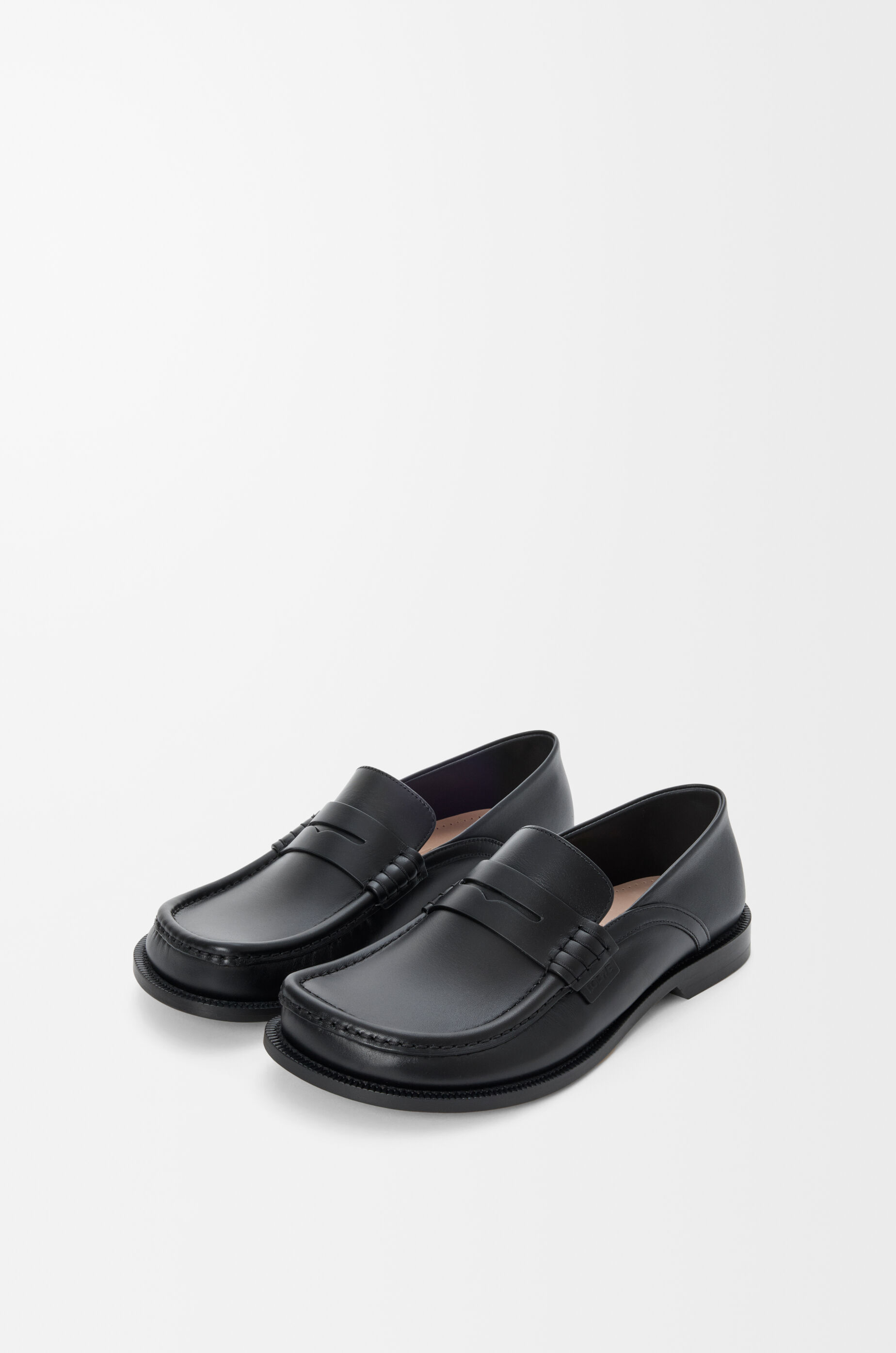 LOEWE Campo flap back loafer in waxy calfskin Black