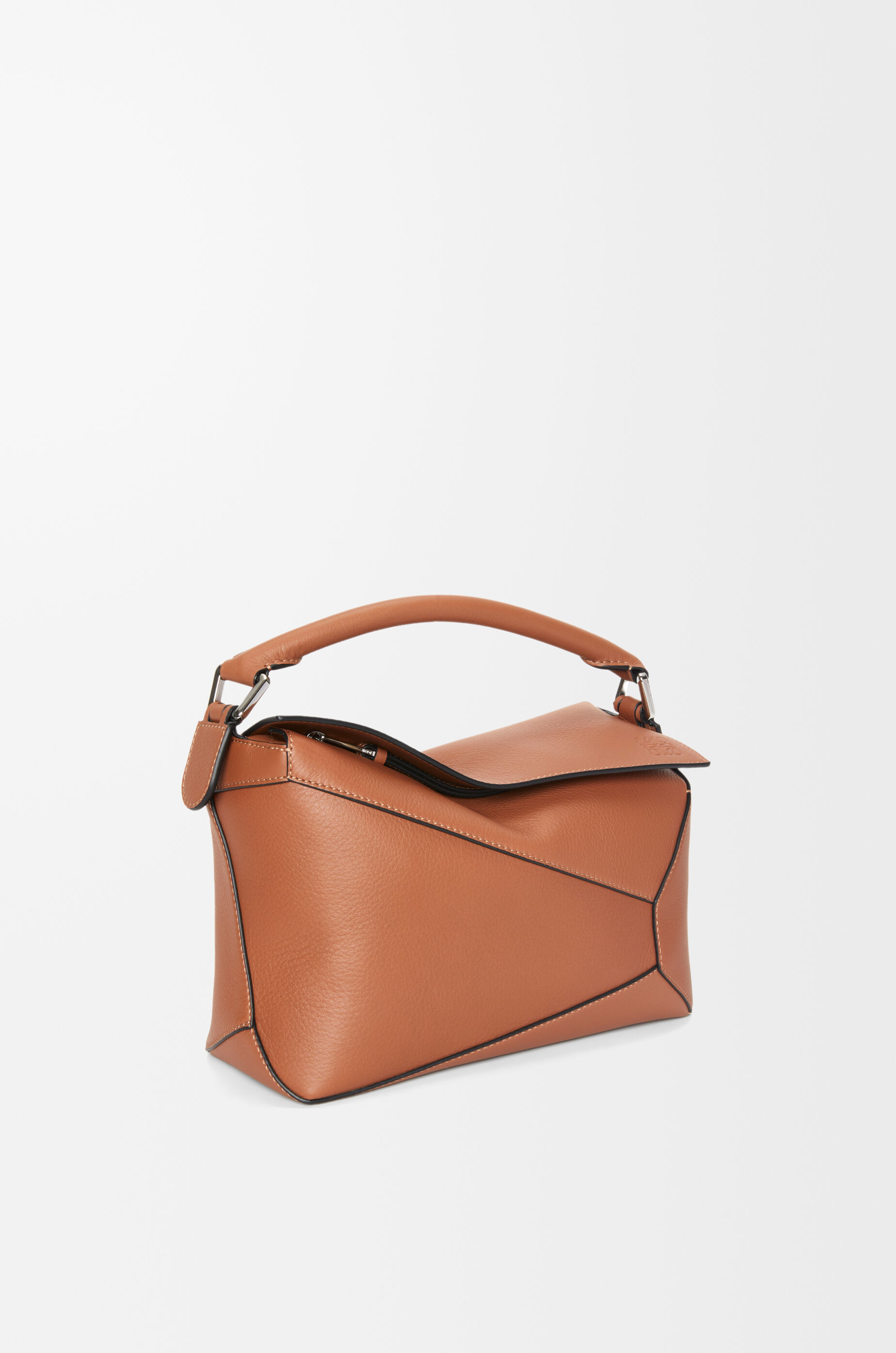 LOEWE Small Puzzle Edge bag in classic calfskin Tan