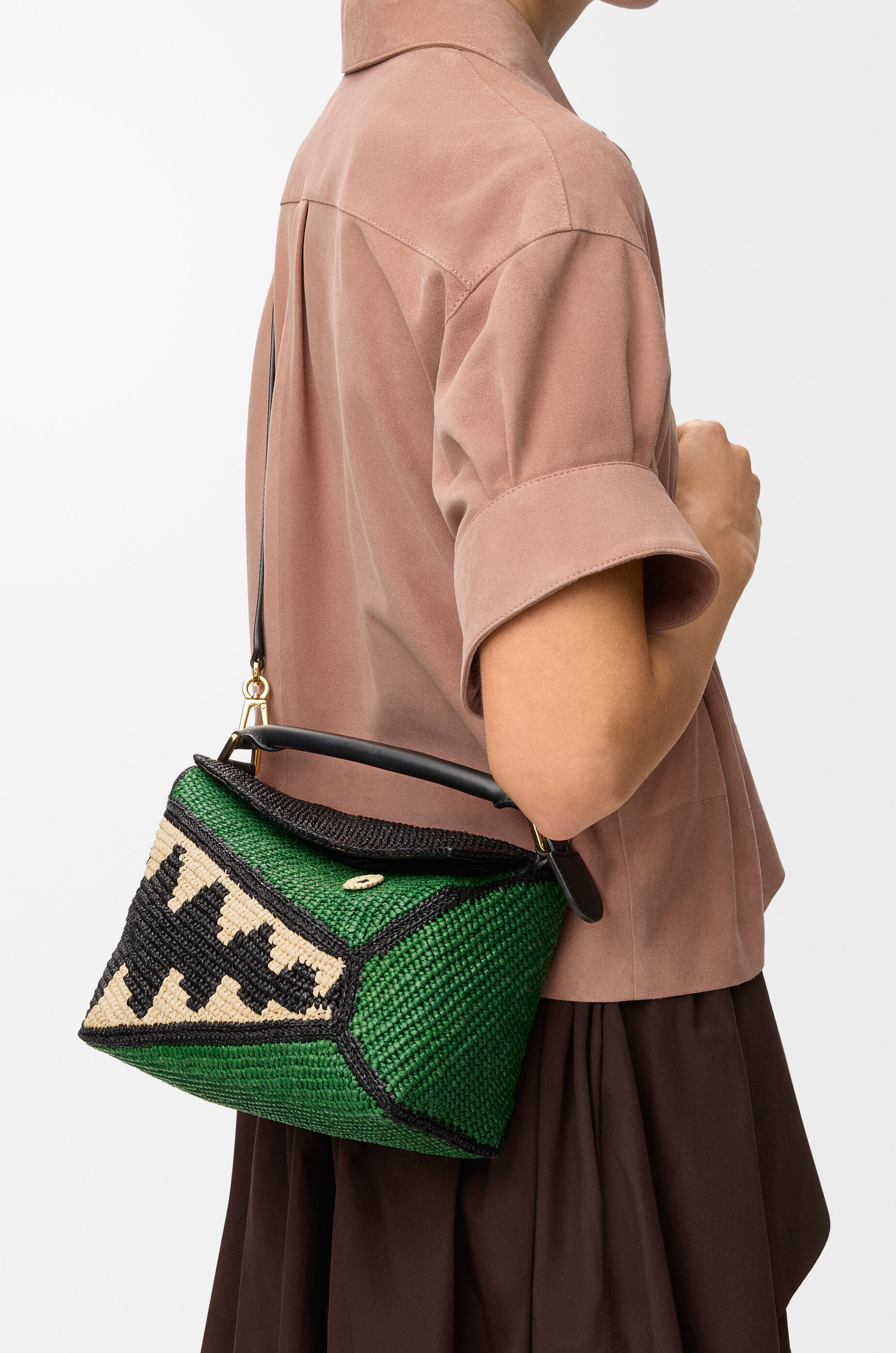 LOEWE Small Puzzle Edge bag in raffia and calfskin Black/Green