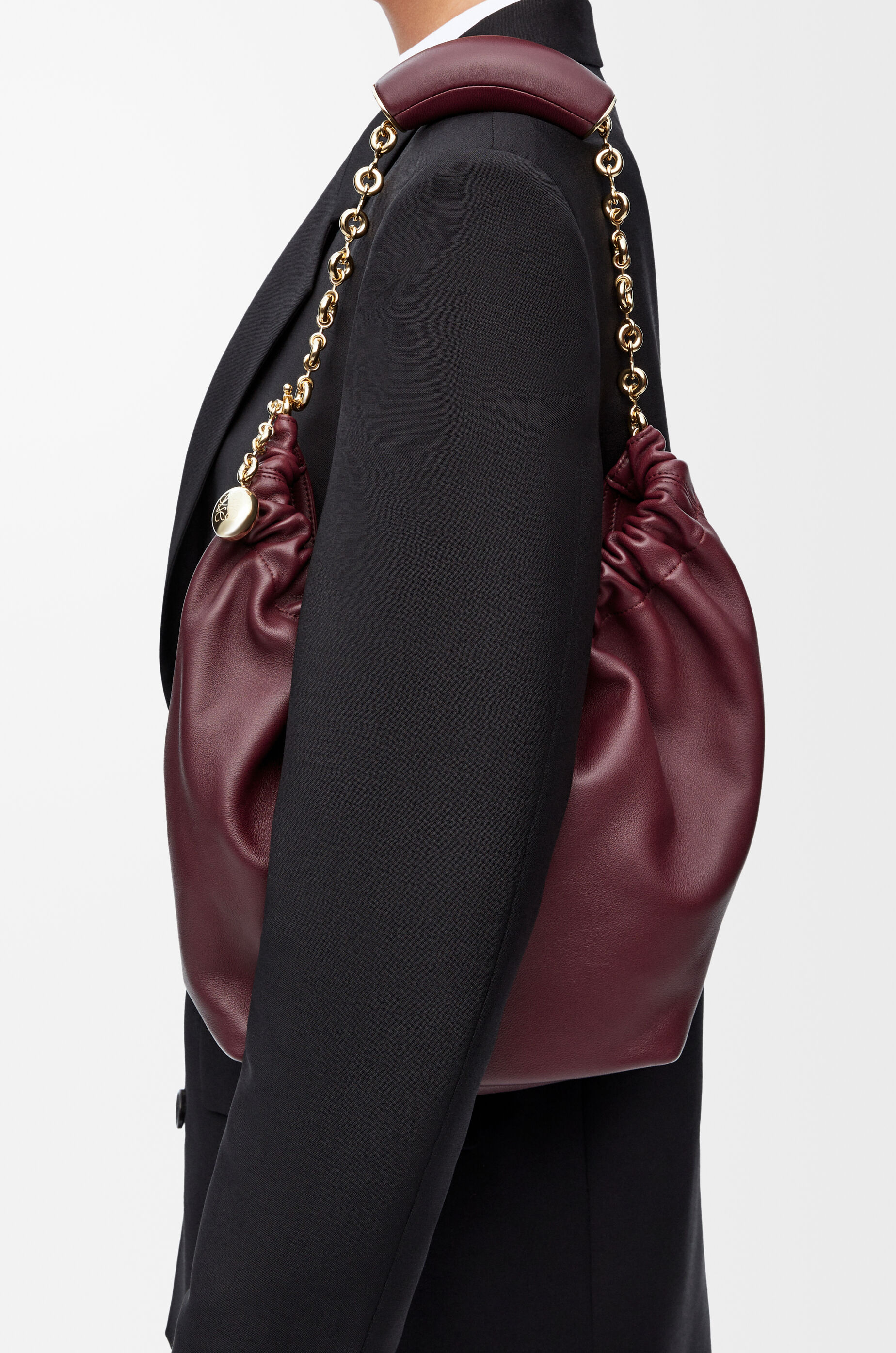 LOEWE Small Squeeze bag in mellow nappa lambskin Dark Burgundy