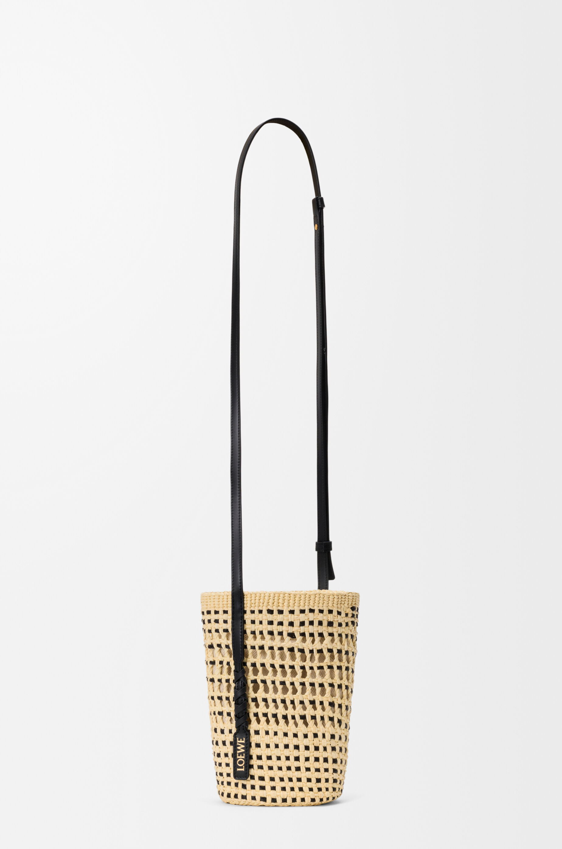 LOEWE Braid pocket in iraca palm and calfskin Natural/Black