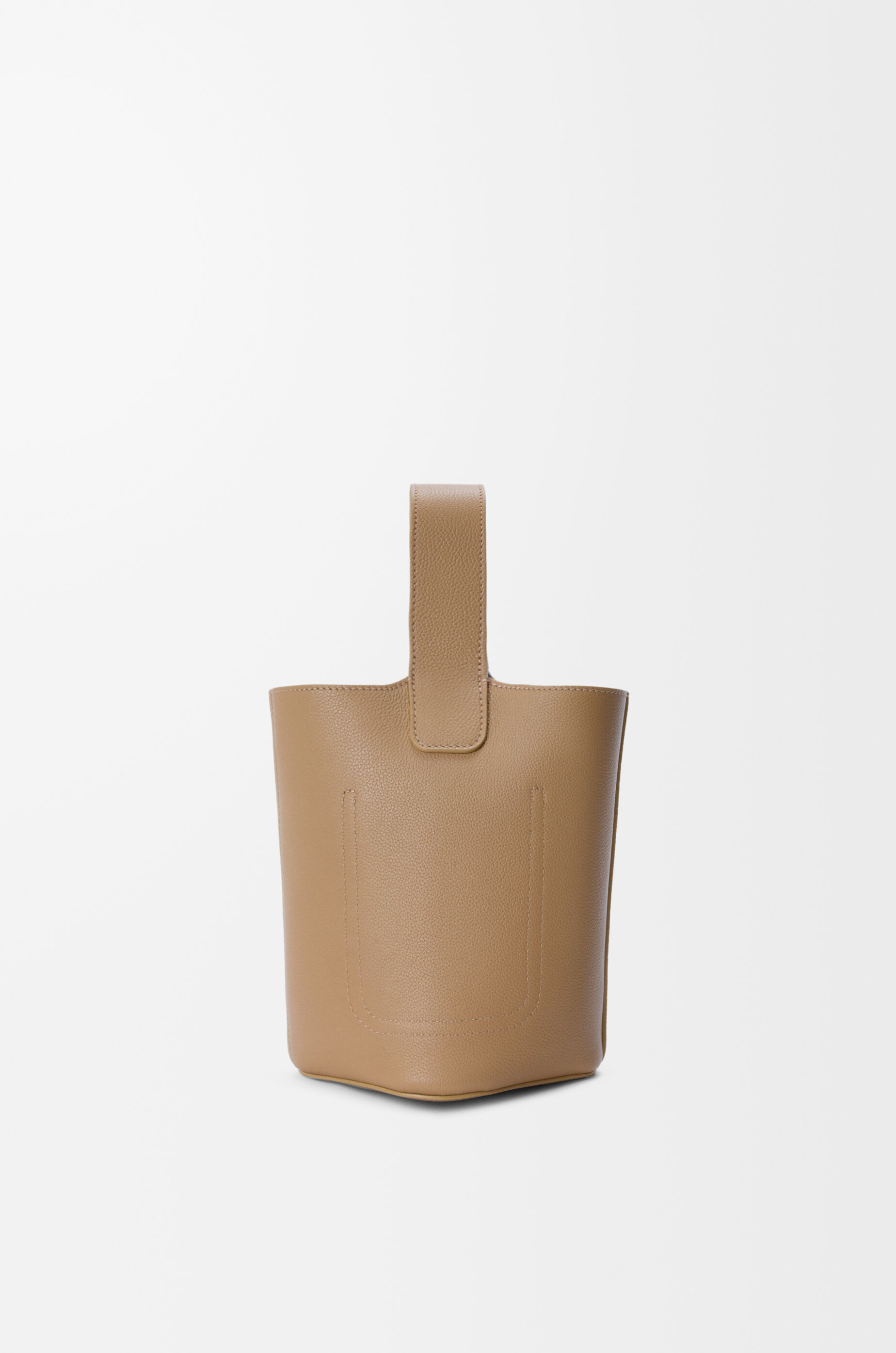 LOEWE Mini Pebble bucket in soft grained calfskin Latte