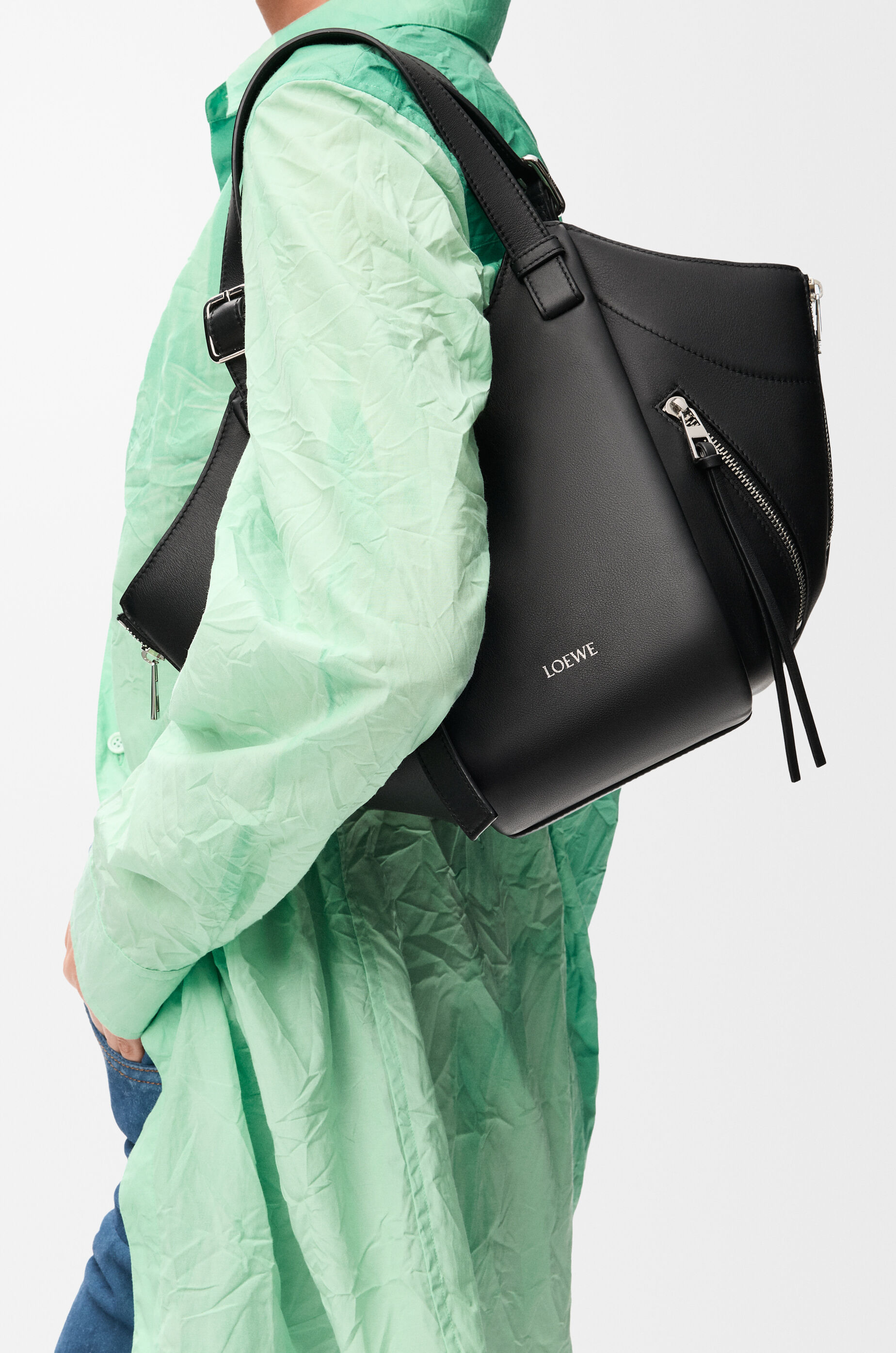 LOEWE Hammock Flip bag in classic calfskin Black
