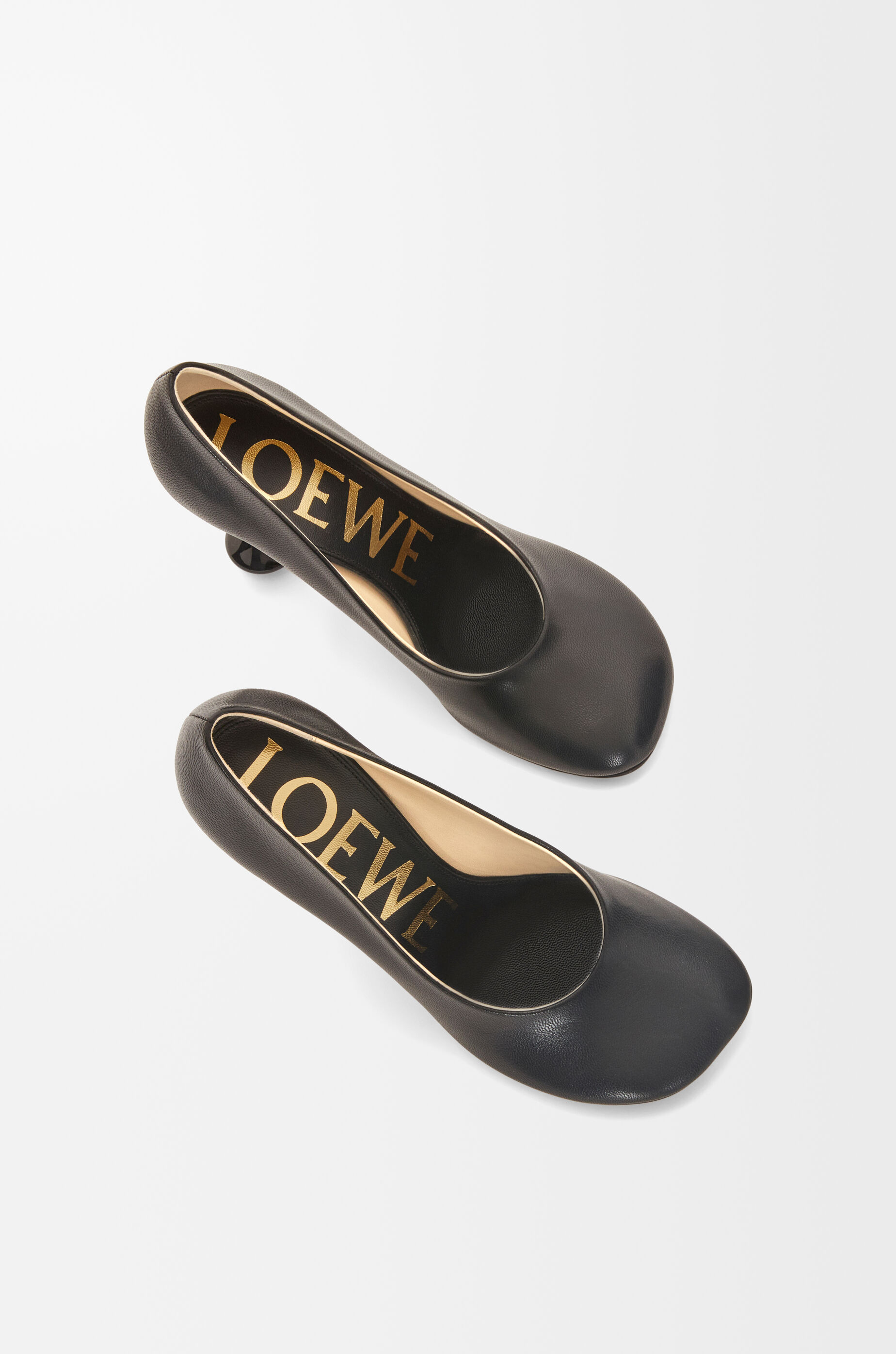 LOEWE Toy pump in goatskin Black