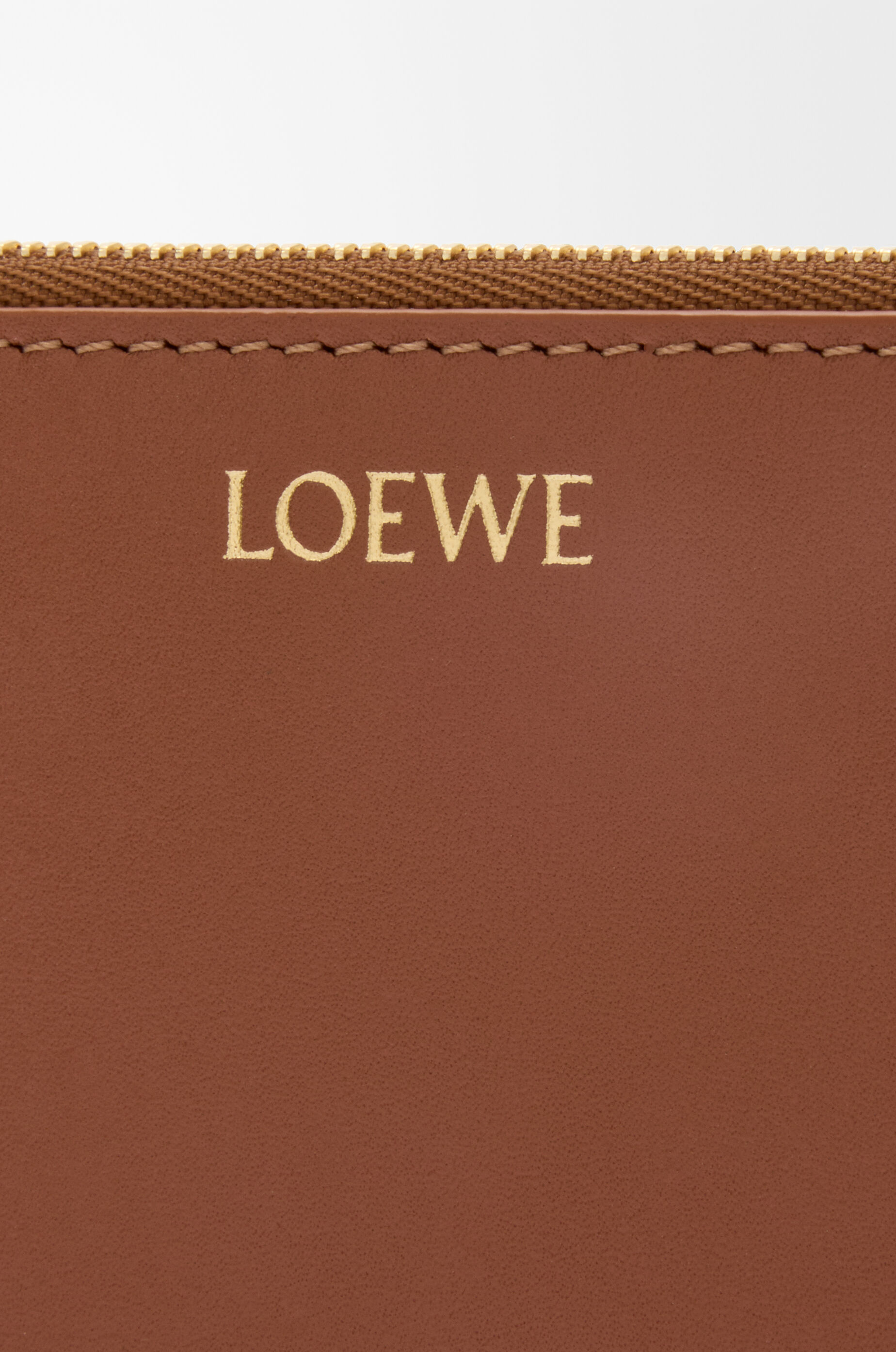 LOEWE Knot coin cardholder in shiny nappa calfskin Tan/Papaya