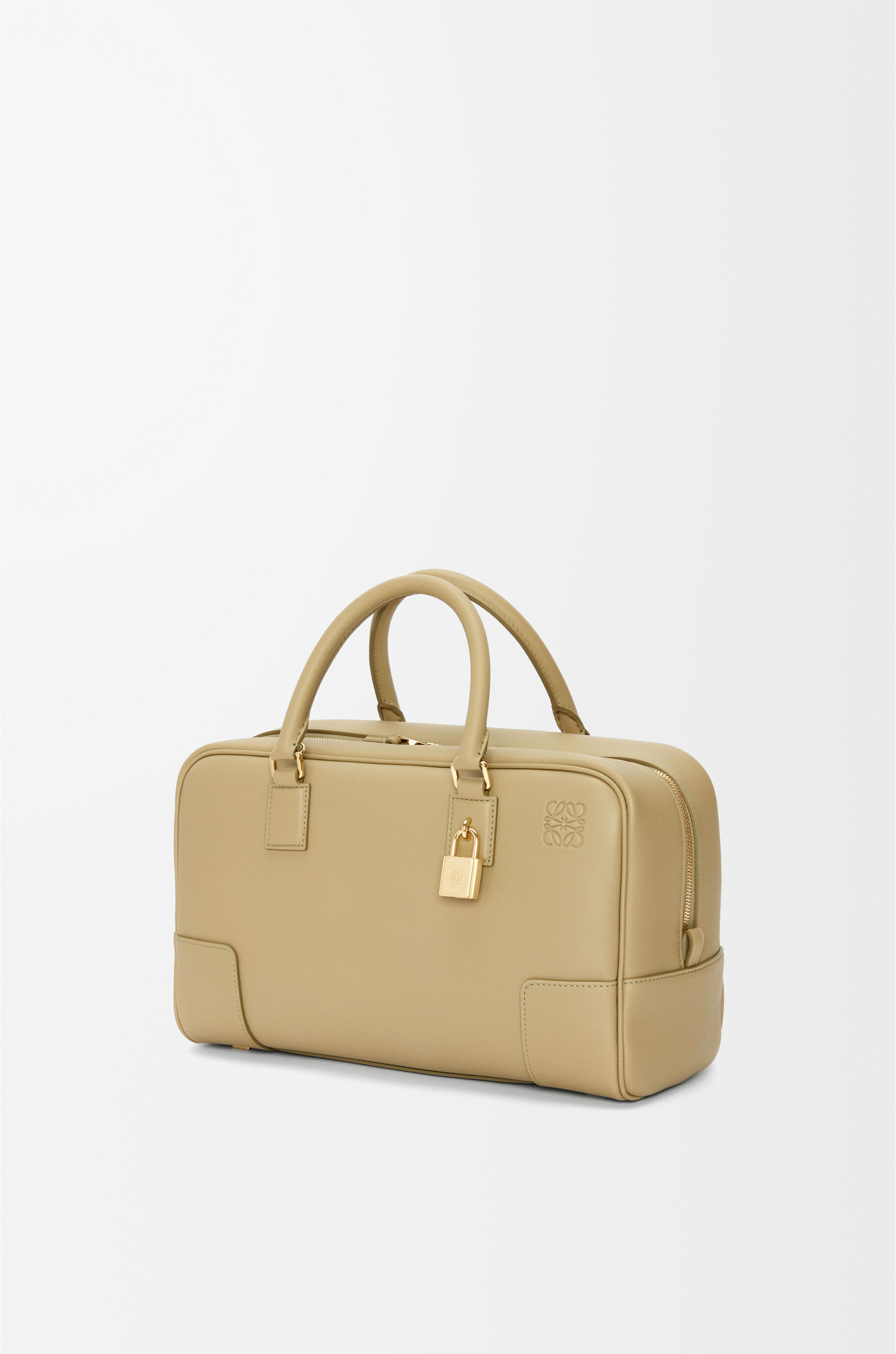 LOEWE Amazona 28 bag in nappa calfskin Clay Green