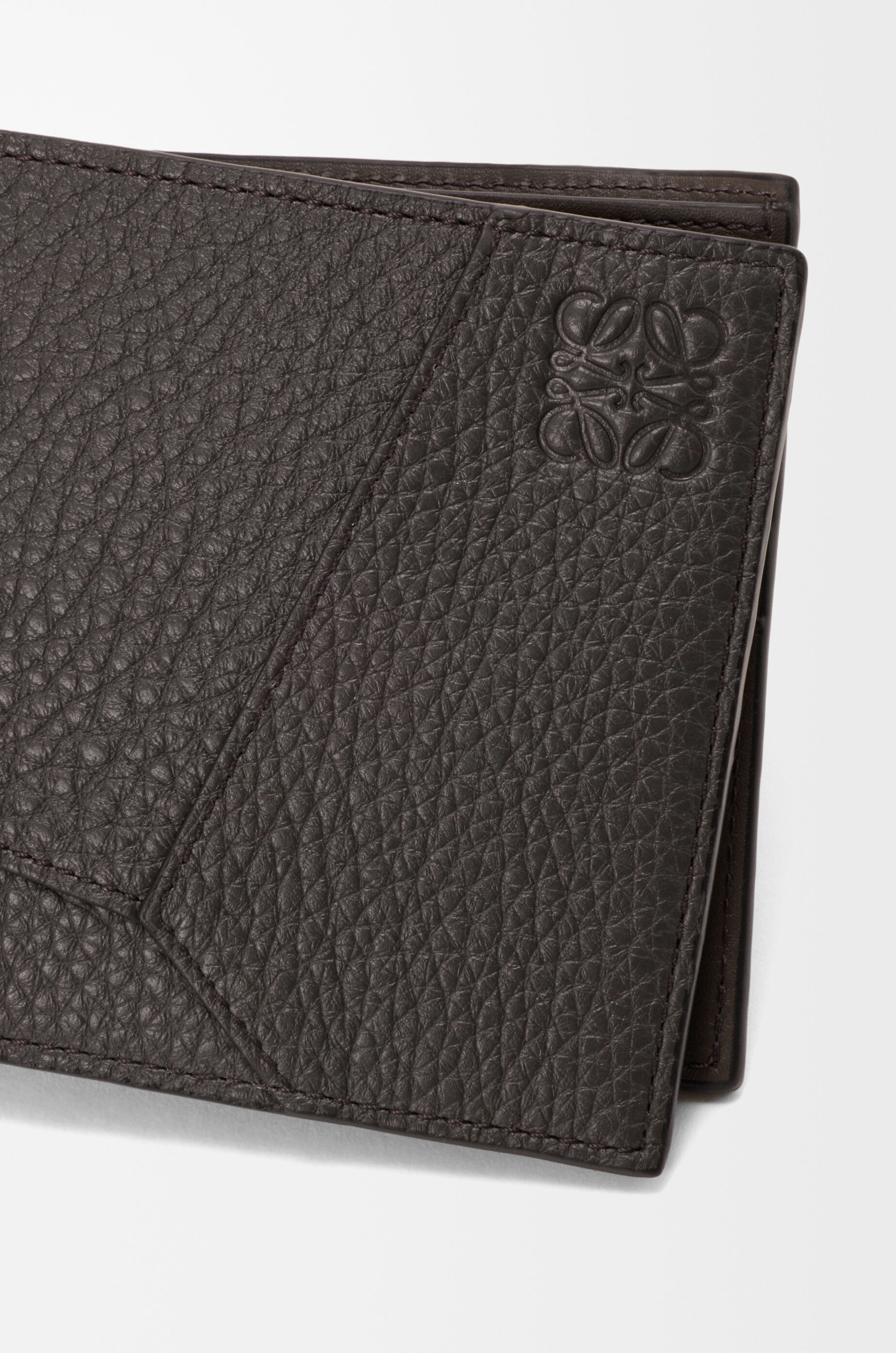 LOEWE Puzzle bifold wallet in supple grained calfskin Dark Grey