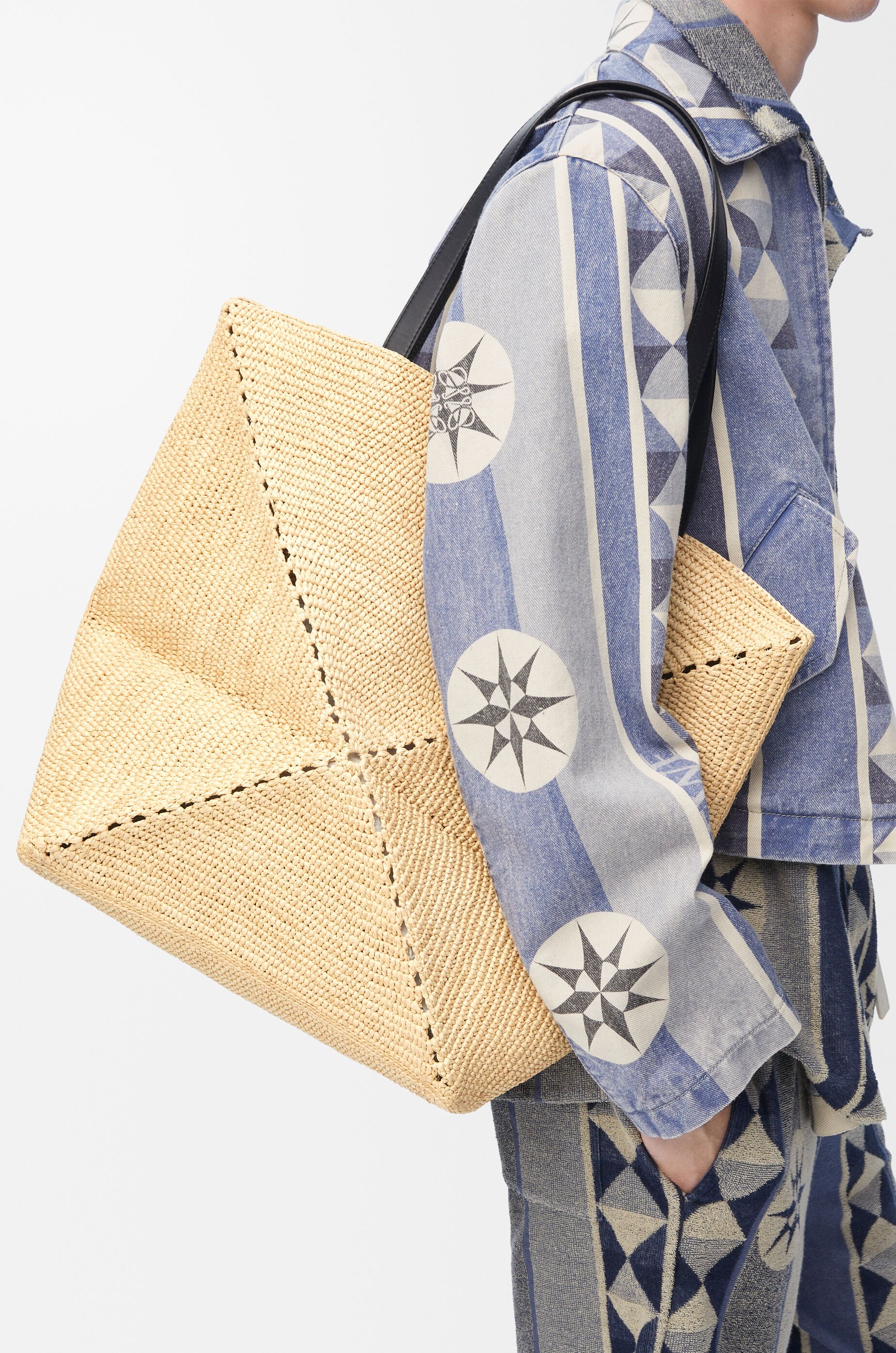 LOEWE XL Puzzle Fold tote in raffia Natural/Black