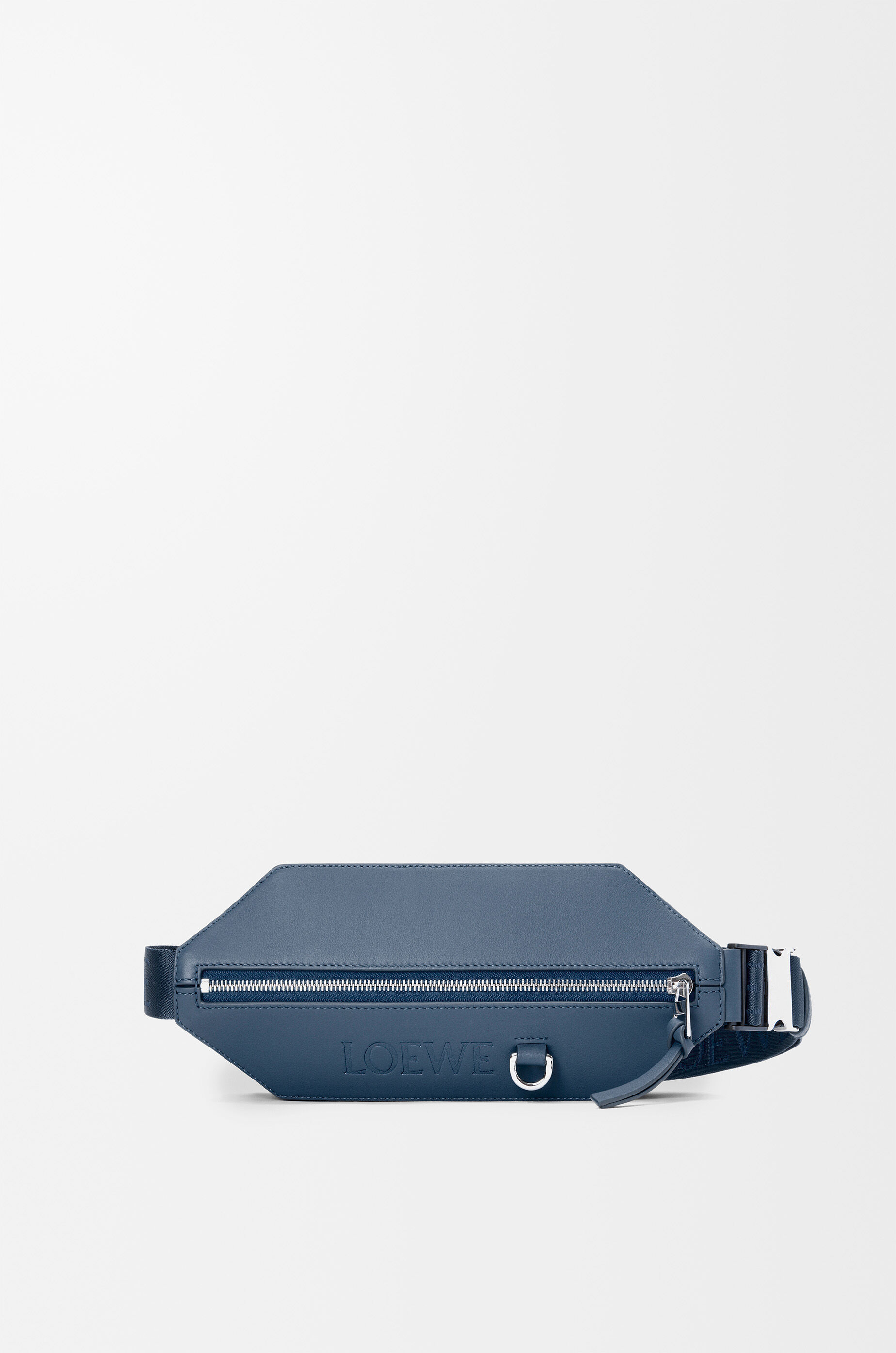 LOEWE Convertible sling in classic calfskin Indigo Dye