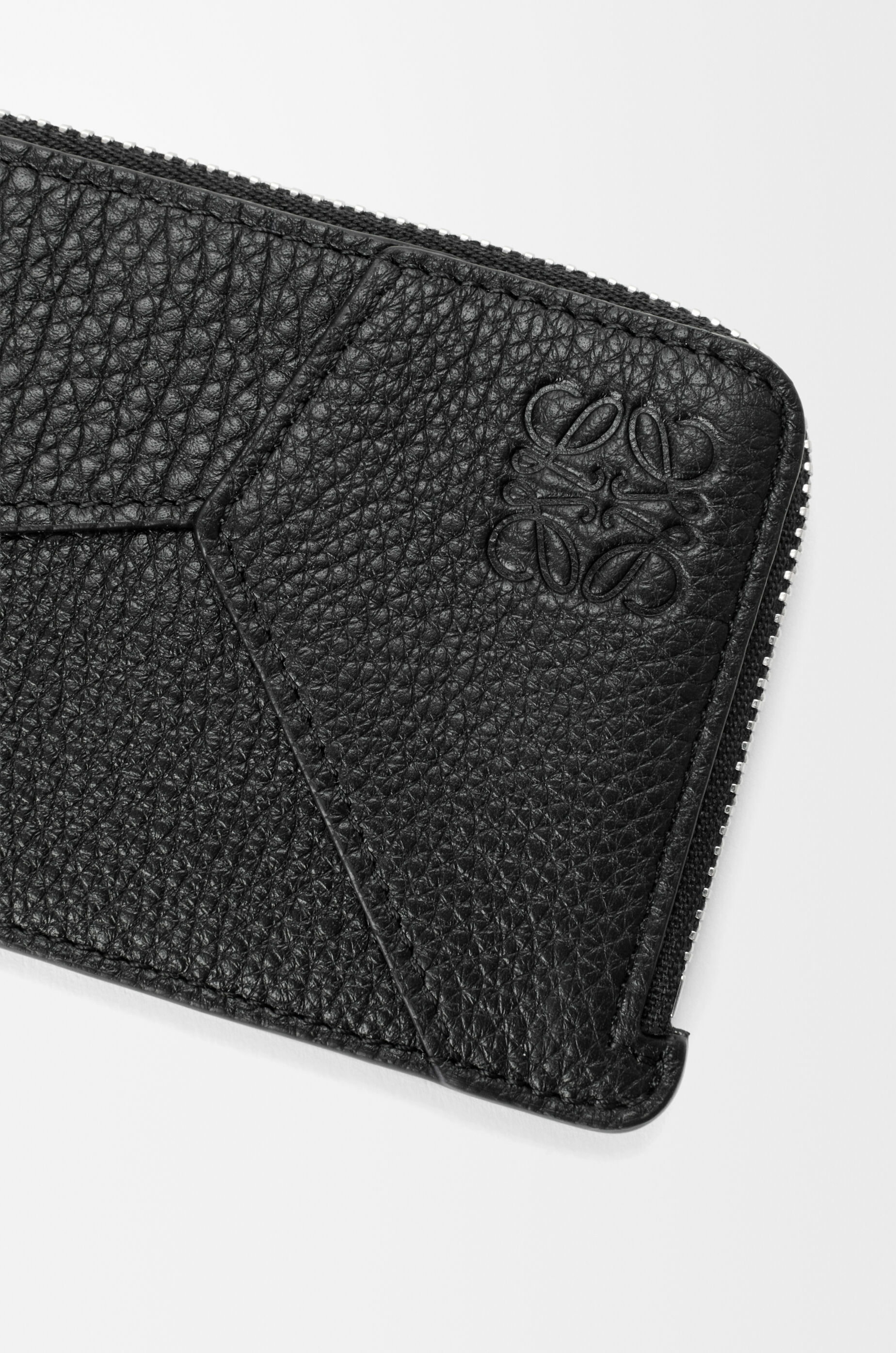 LOEWE Puzzle coin cardholder in supple grained calfskin Black