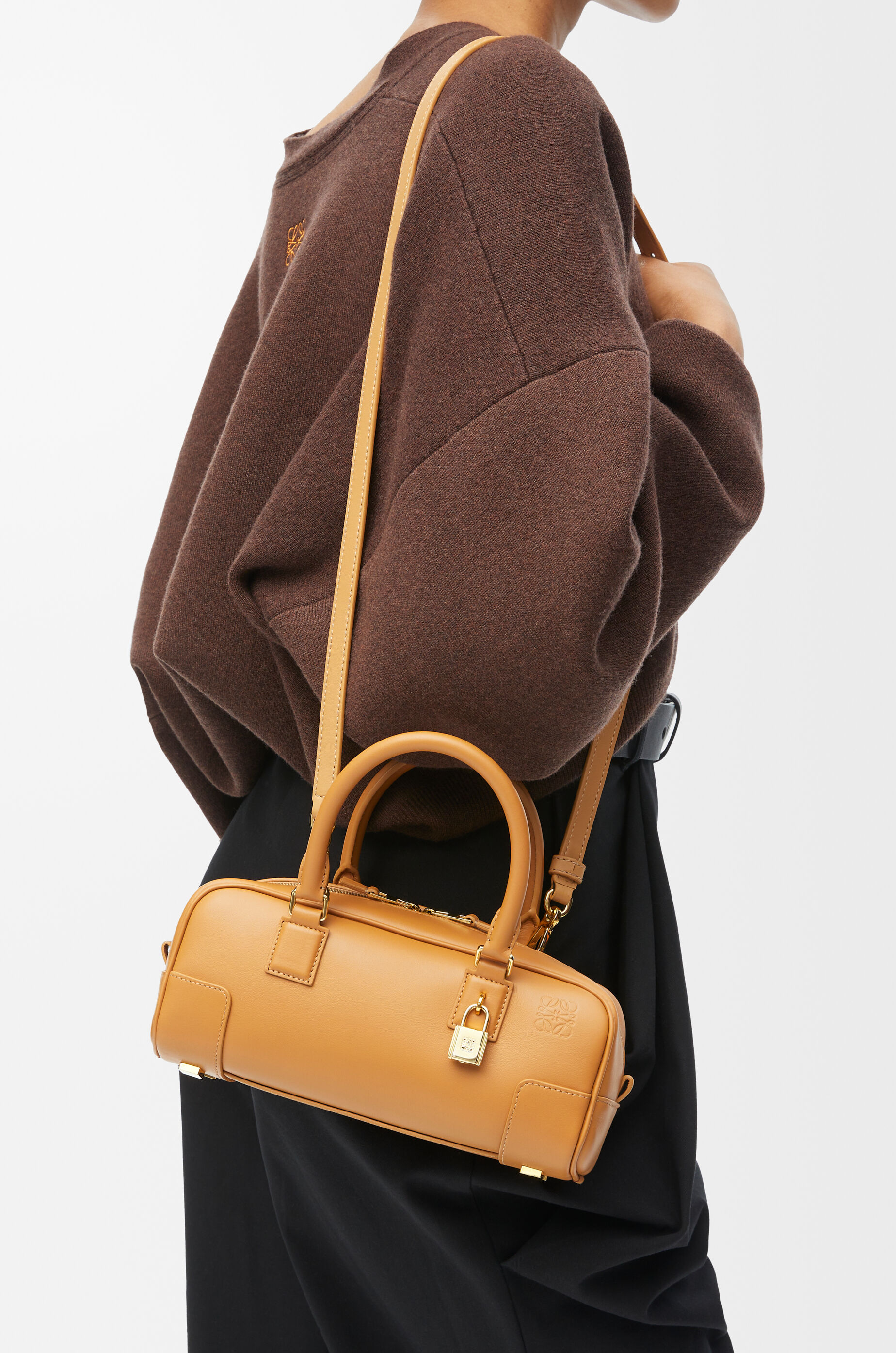 LOEWE Amazona 23 cropped bag in nappa calfskin Warm Desert