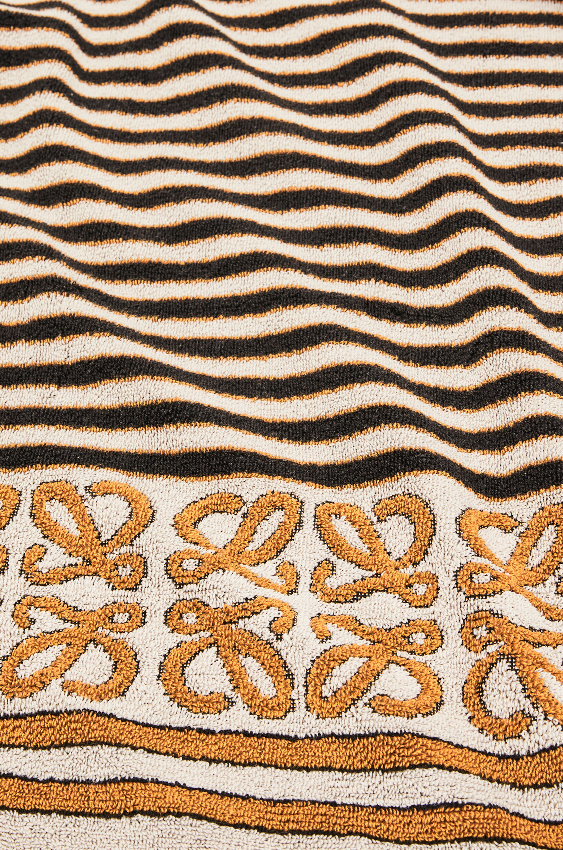LOEWE Towel in cotton Brown/Multicolor