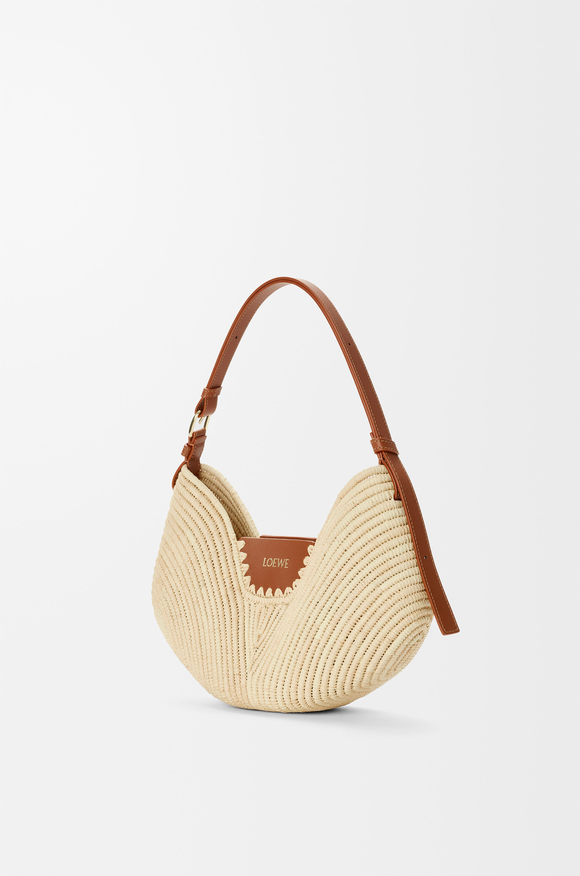 LOEWE Medium Loewe Swing bag in raffia and calfskin Natural/Tan