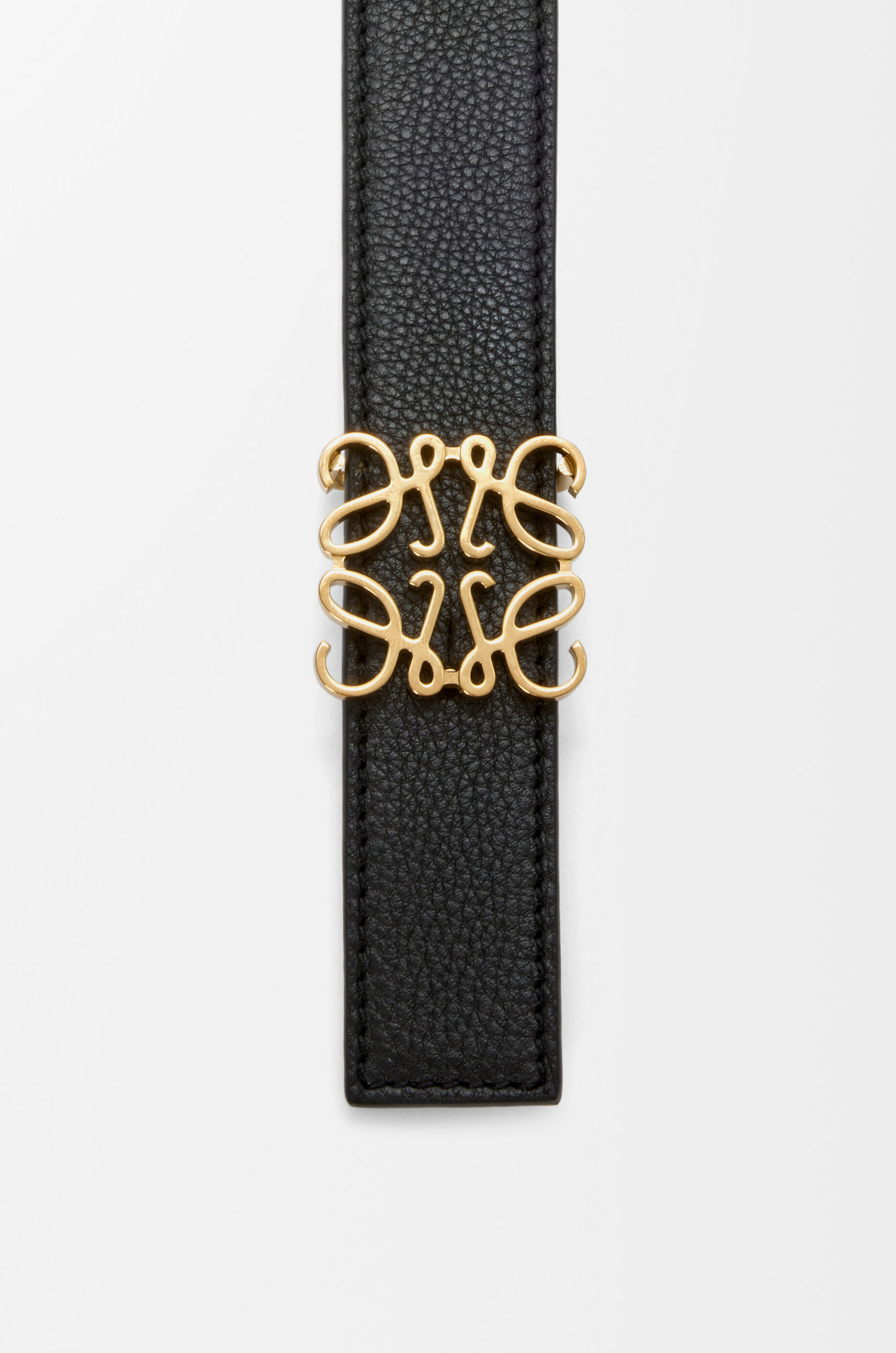 LOEWE Reversible Anagram belt in supple grained calfskin Black/Gold