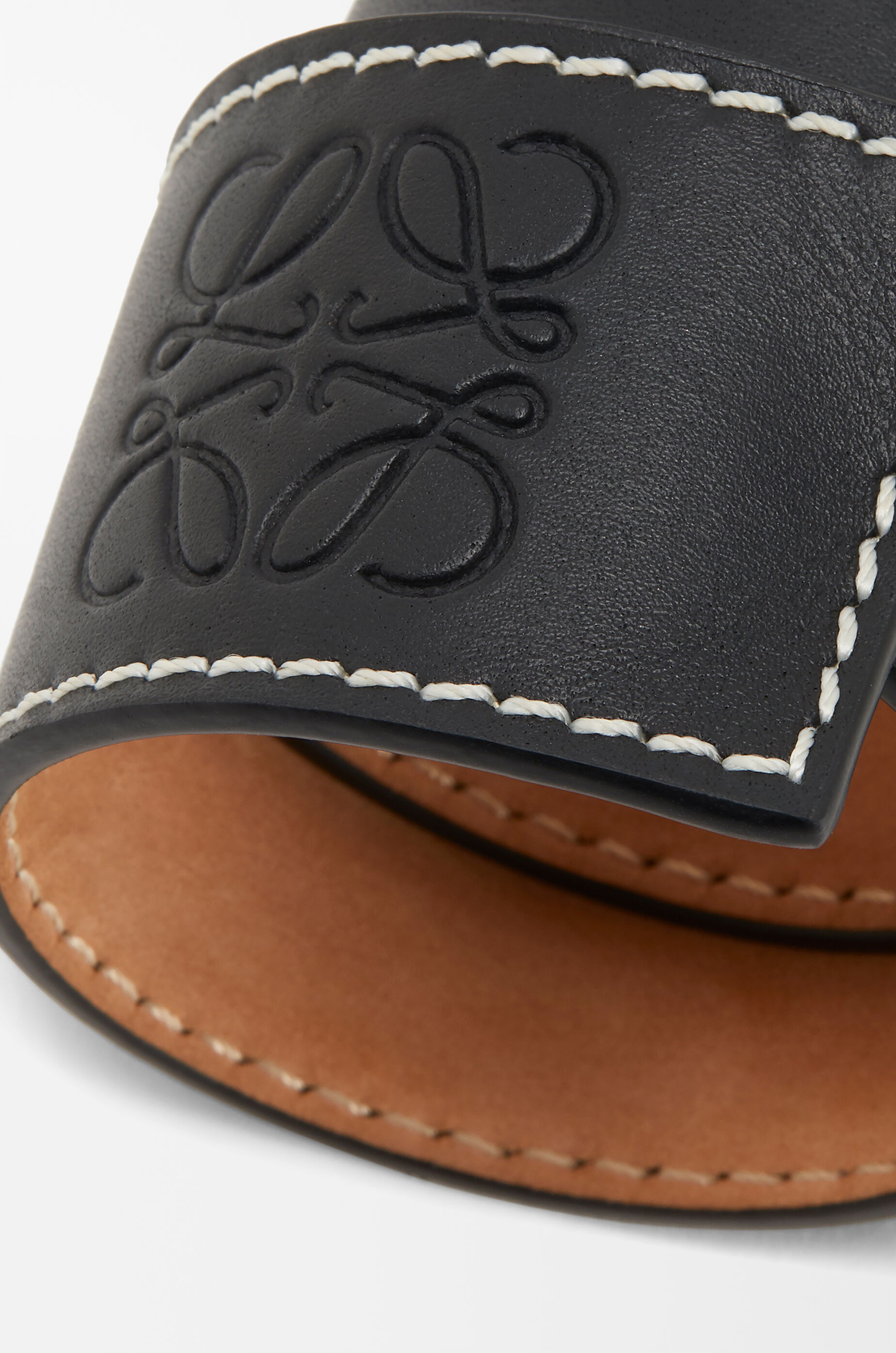 LOEWE Slap bracelet in calfskin Black