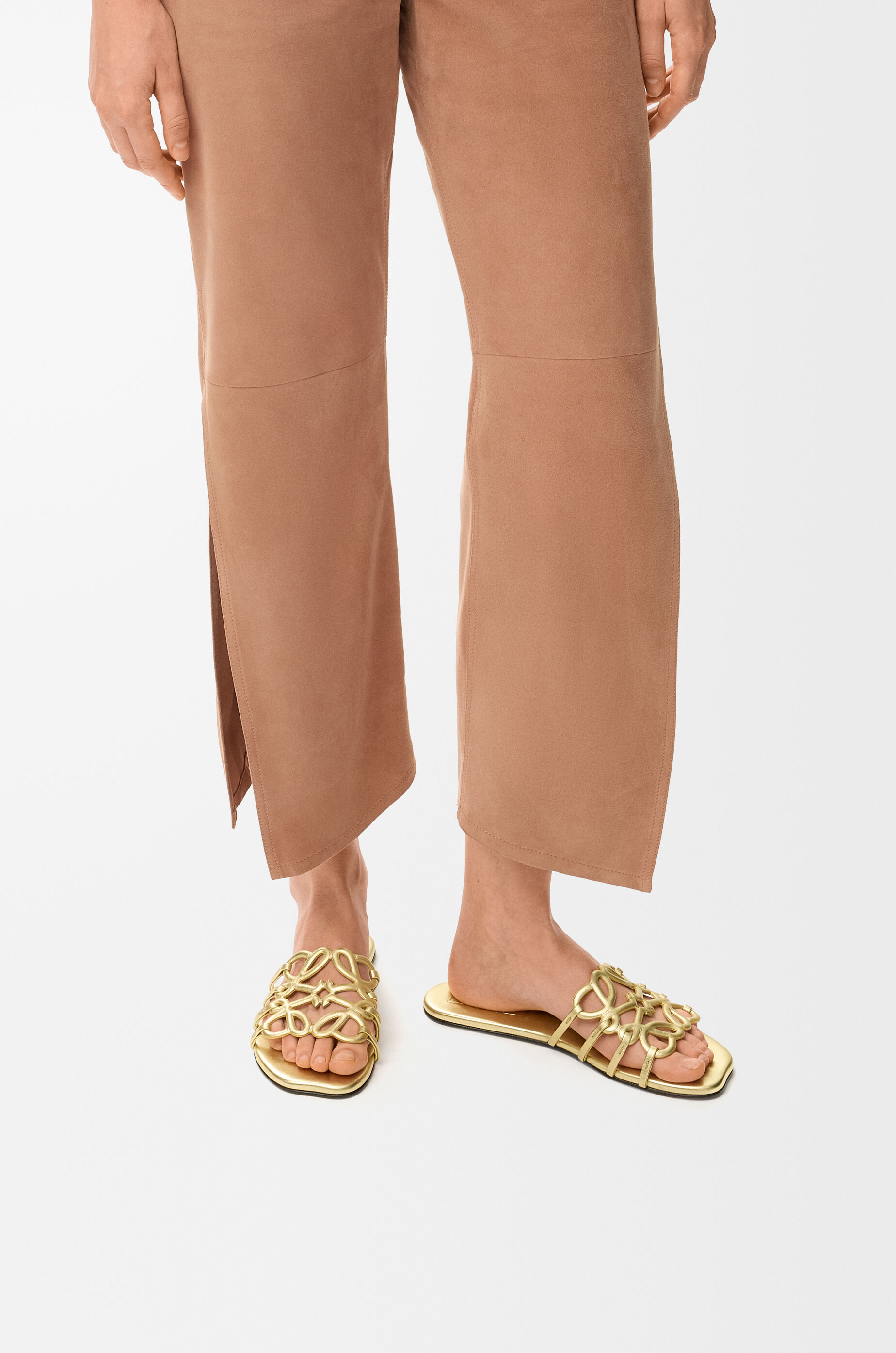 LOEWE Petal Anagram slide in laminated lambskin Gold