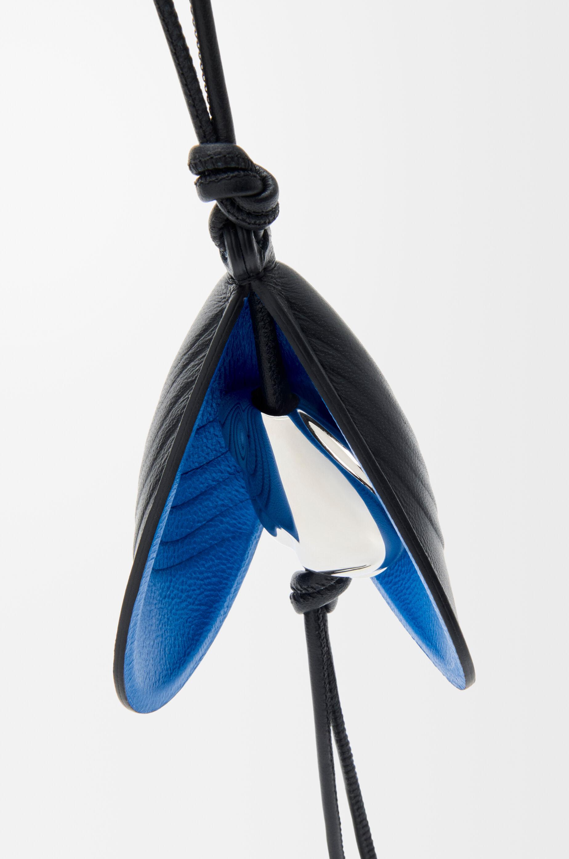 LOEWE Shell charm in leather Black