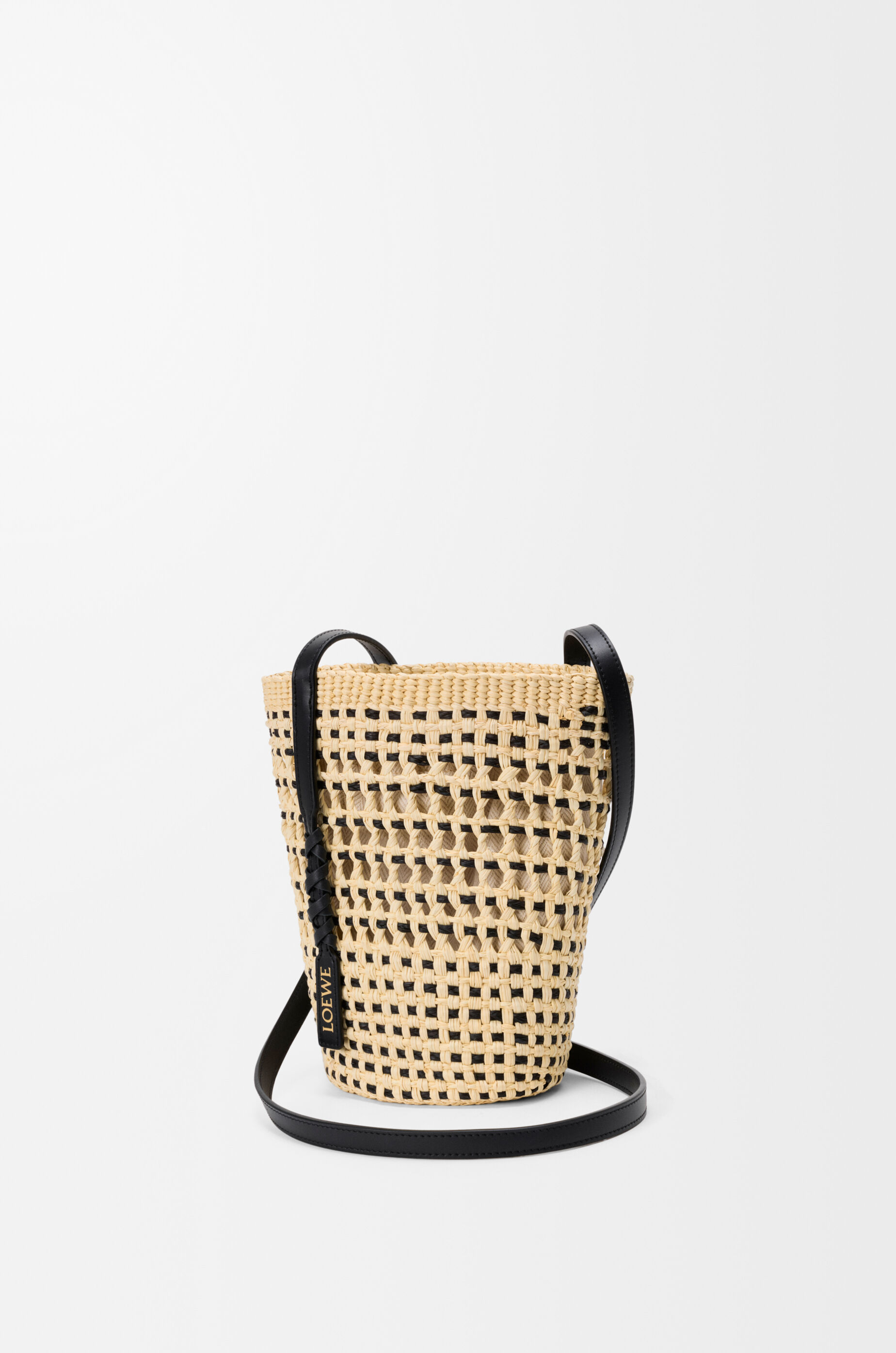 LOEWE Braid pocket in iraca palm and calfskin Natural/Black