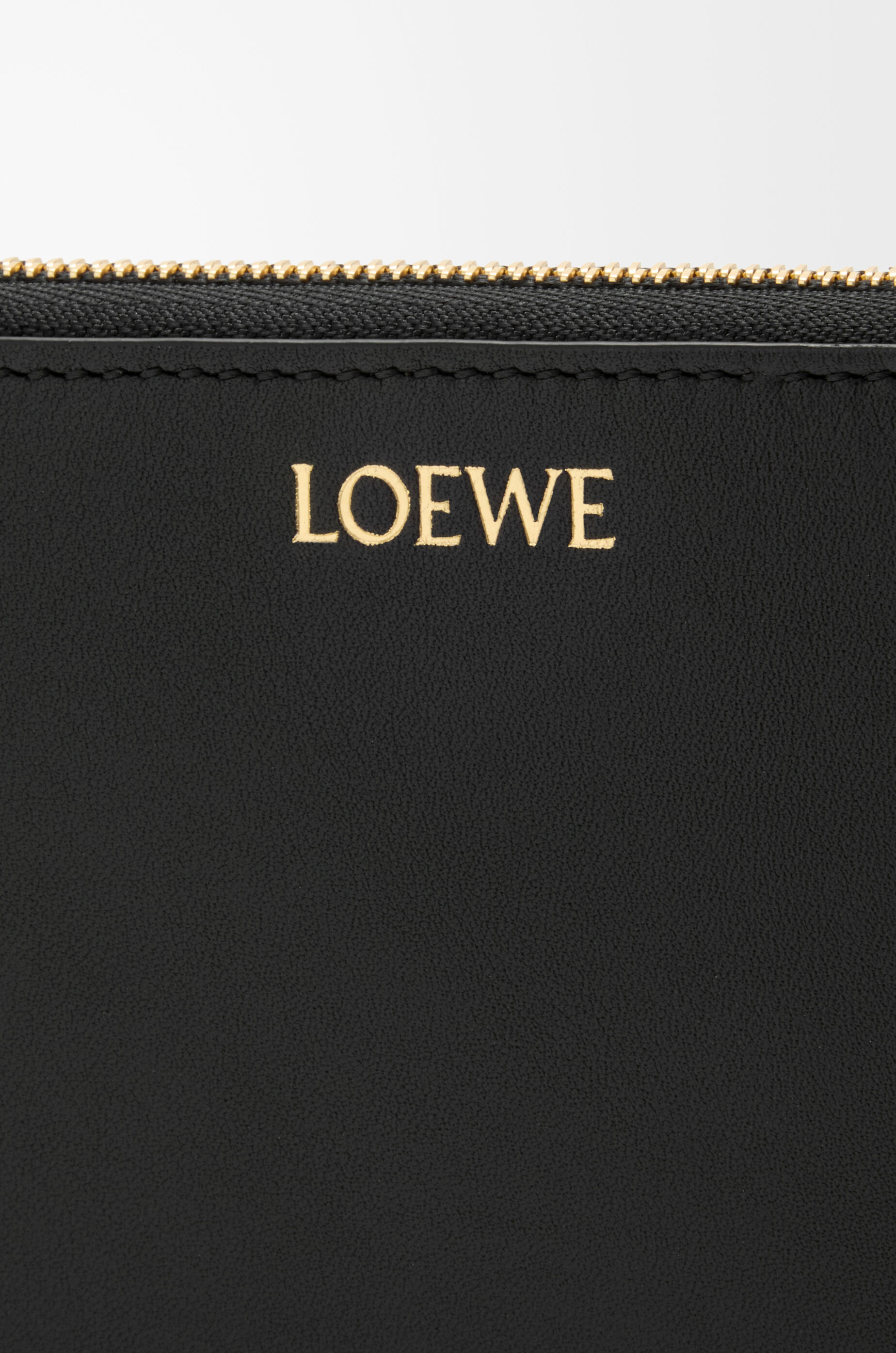 LOEWE Knot zip around wallet in shiny nappa calfskin Black/Squirrel