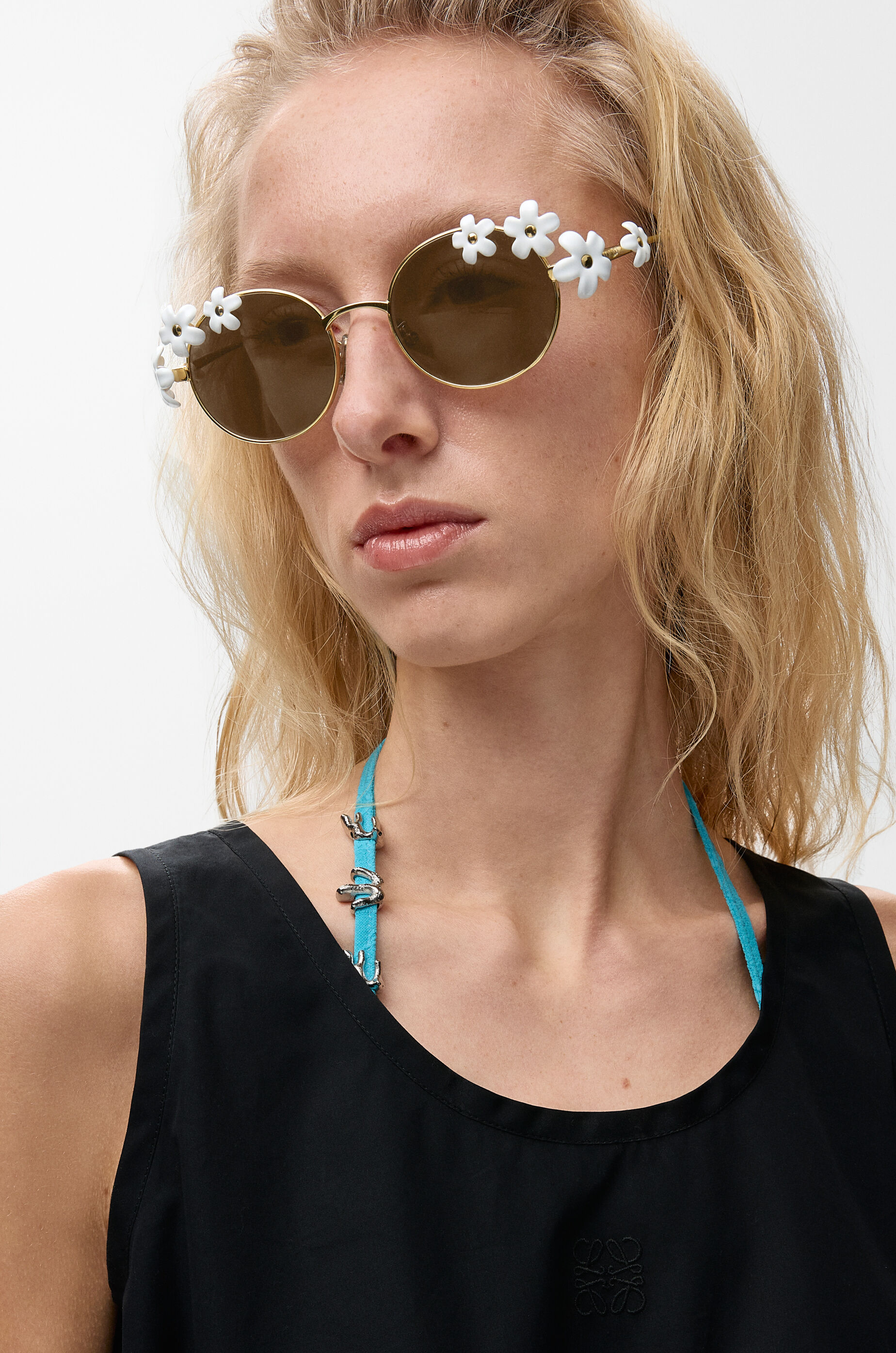 LOEWE Daisy Field sunglasses White