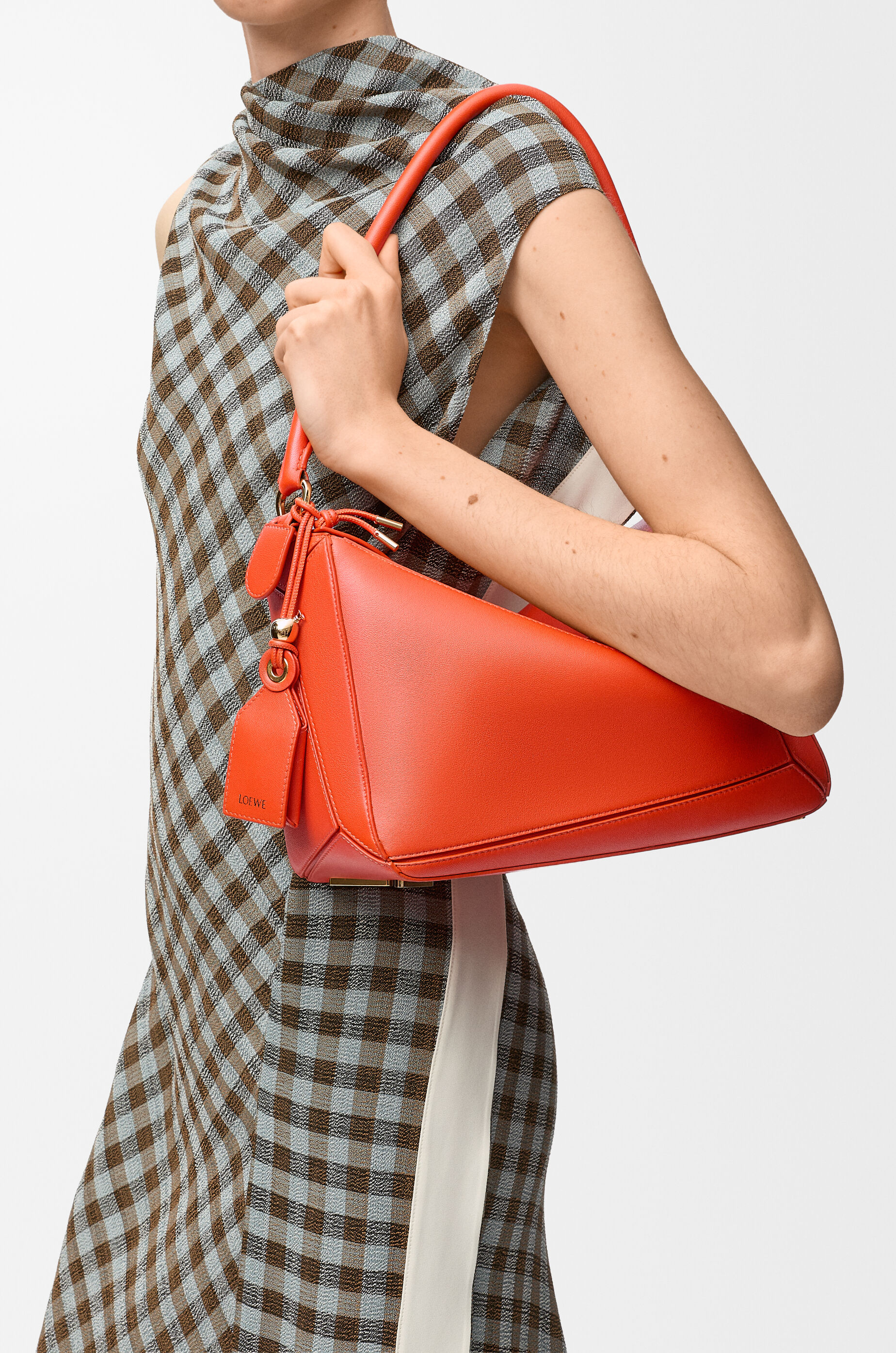 LOEWE Medium Featherlight Puzzle bag in nappa lambskin Deep Saffron