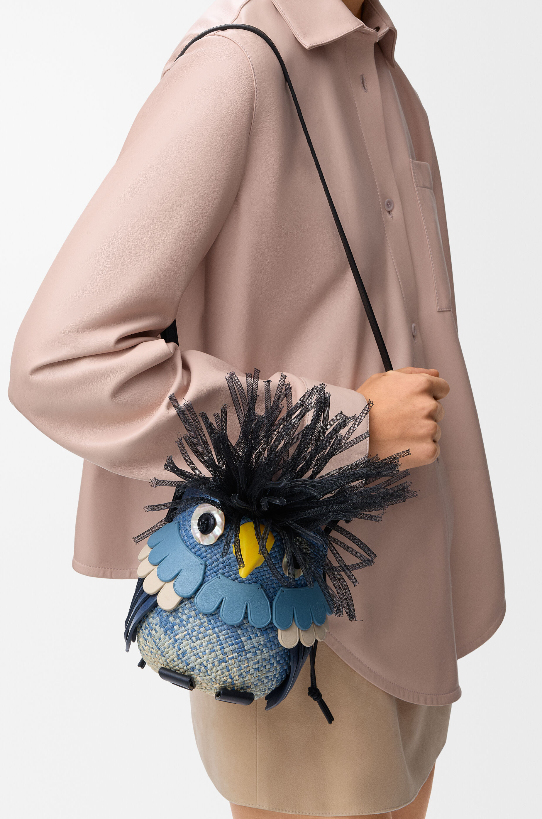 LOEWE Bird bag in iraca palm and calfskin Blue