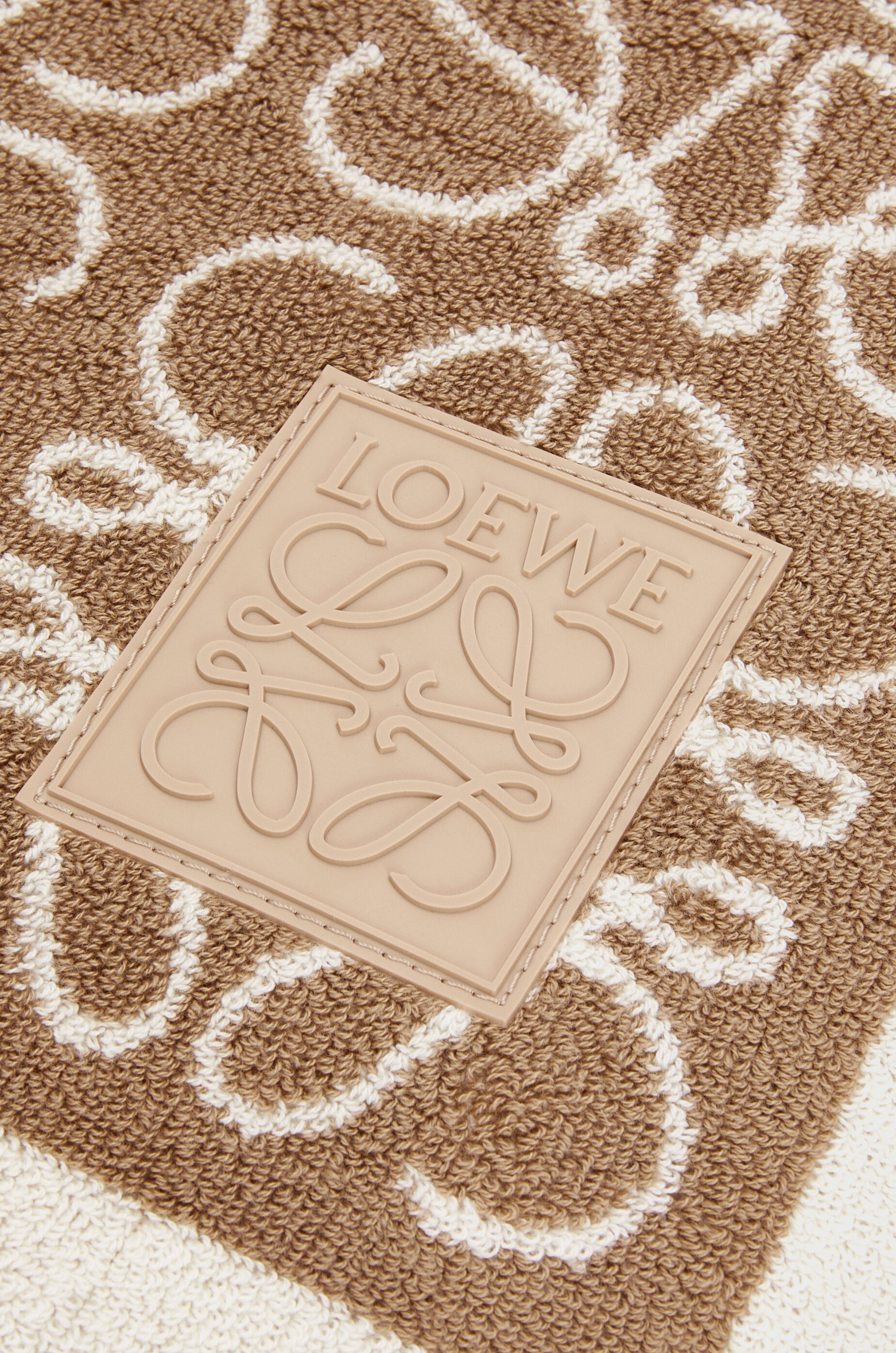LOEWE Anagram towel in cotton Beige