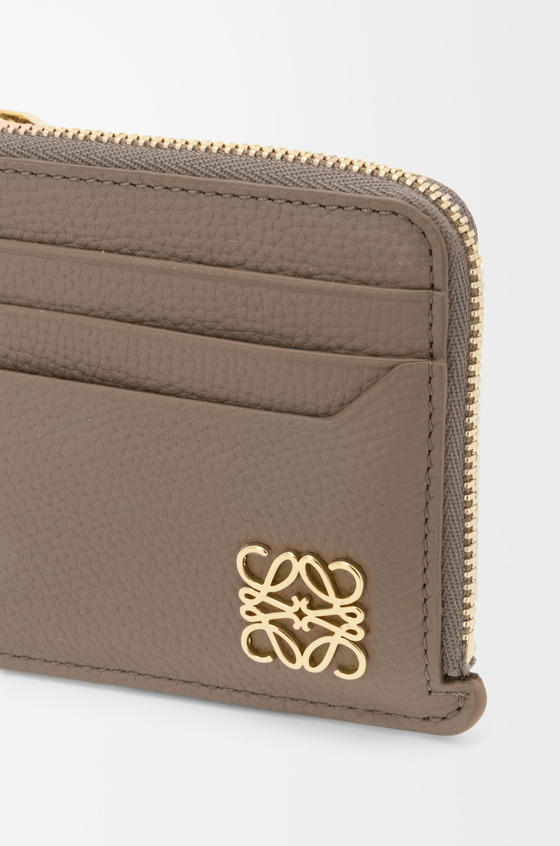 LOEWE Anagram square coin cardholder in pebble grained calfskin Taupe