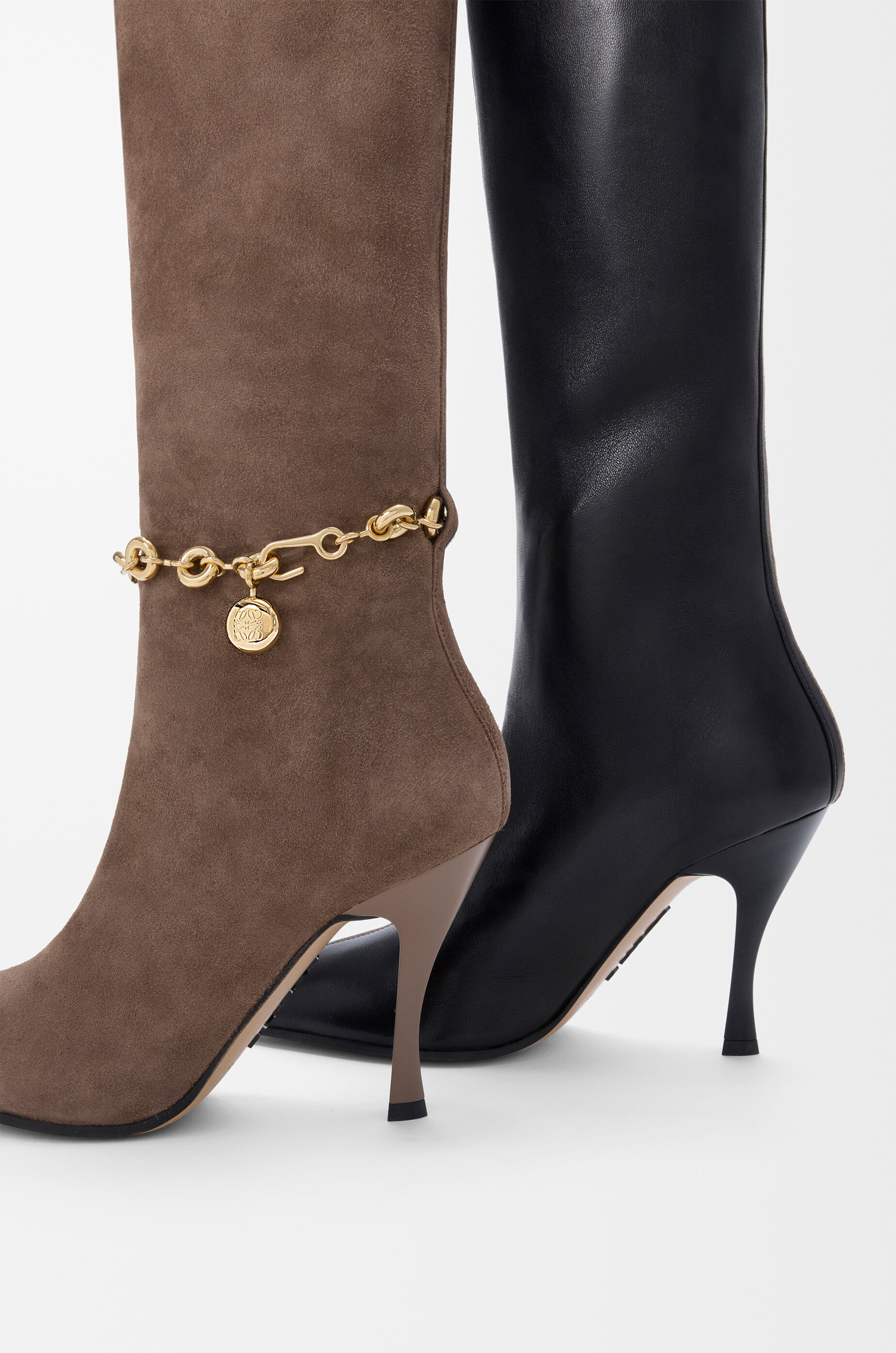 LOEWE New Comic boot in stretch lambskin and suede Black/Cigar
