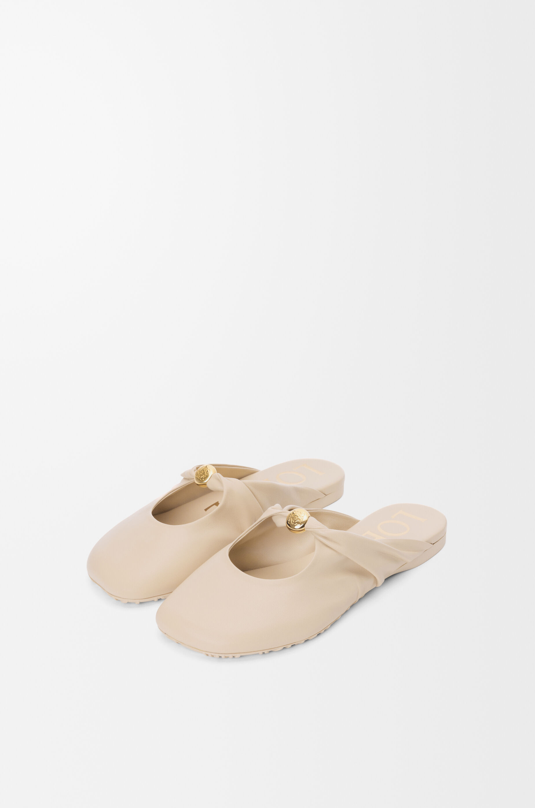 LOEWE Pebble Soft mule in nappa lambskin Dough