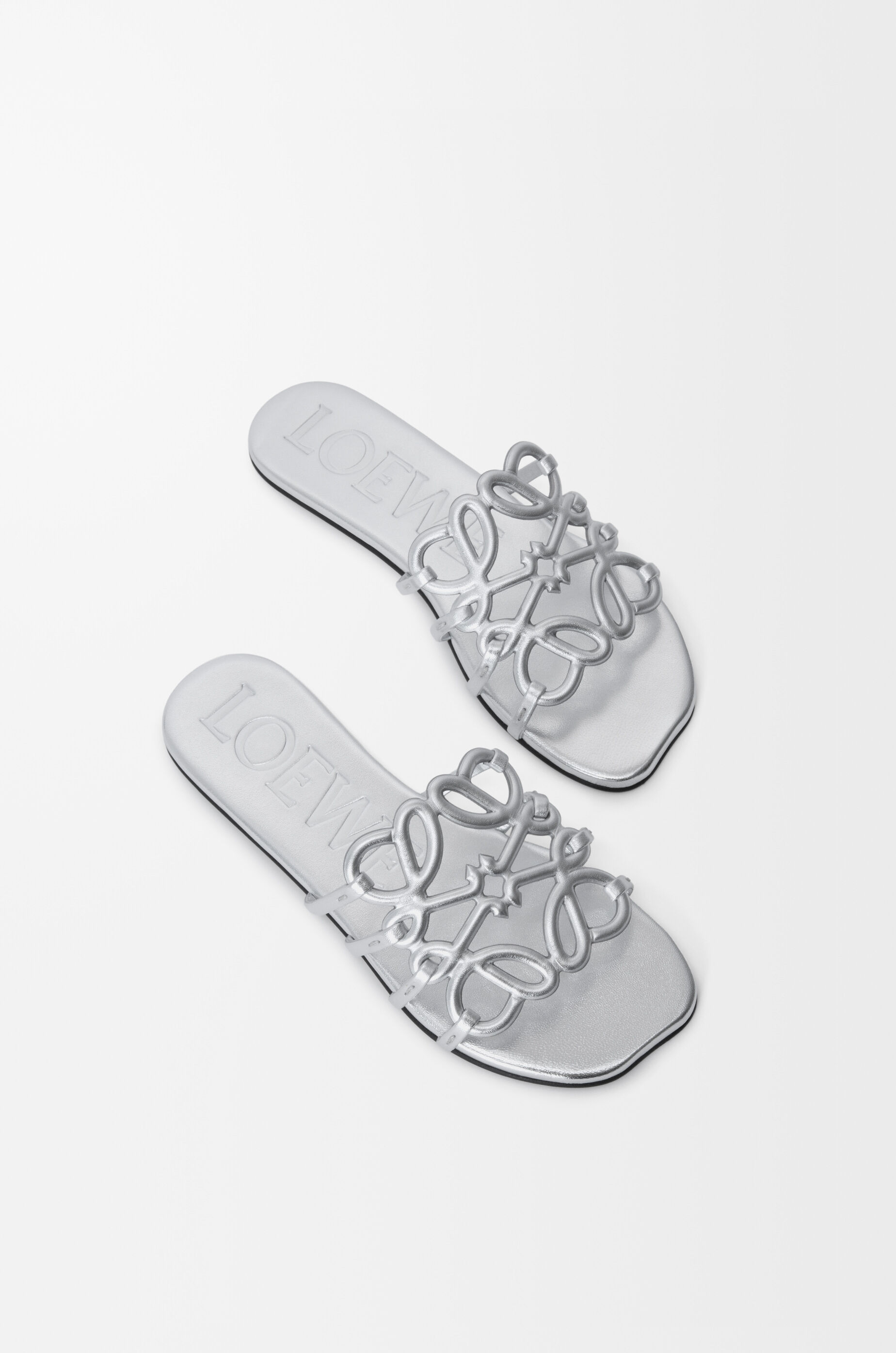 LOEWE Petal Anagram slide in laminated lambskin Silver
