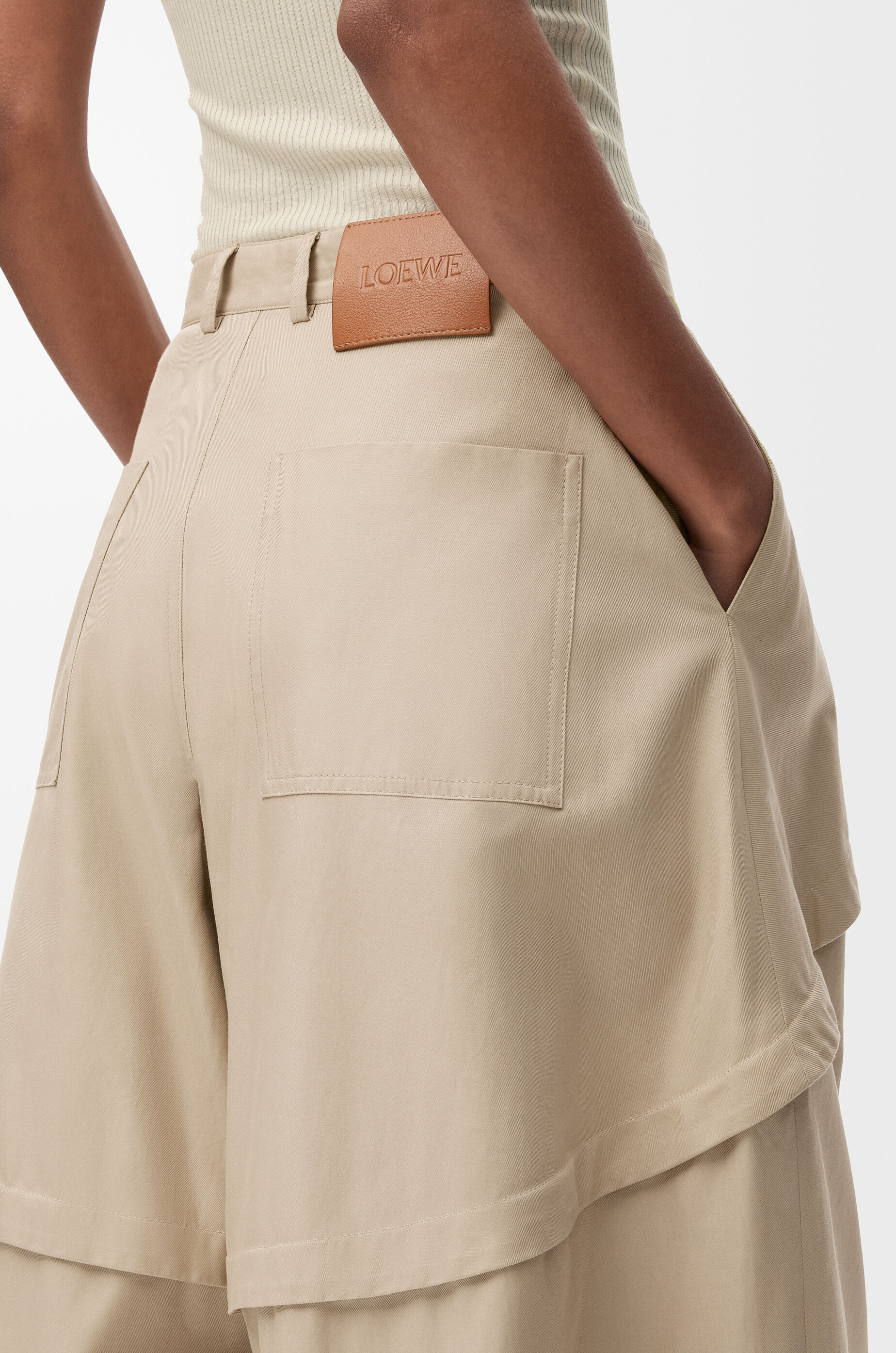 LOEWE Trousers in cotton Beige