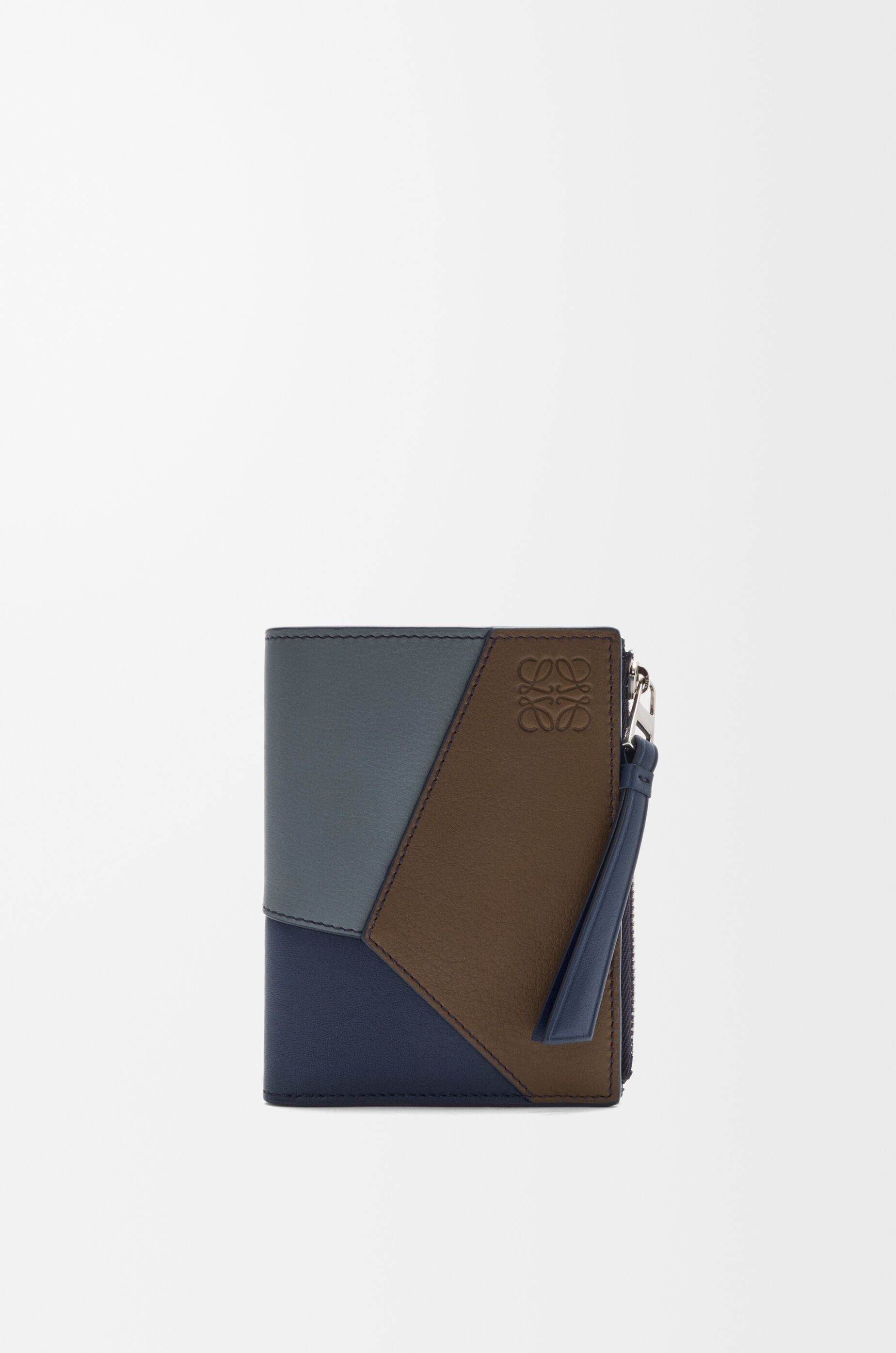 LOEWE Puzzle slim compact wallet in classic calfskin Blue Grey/Navy