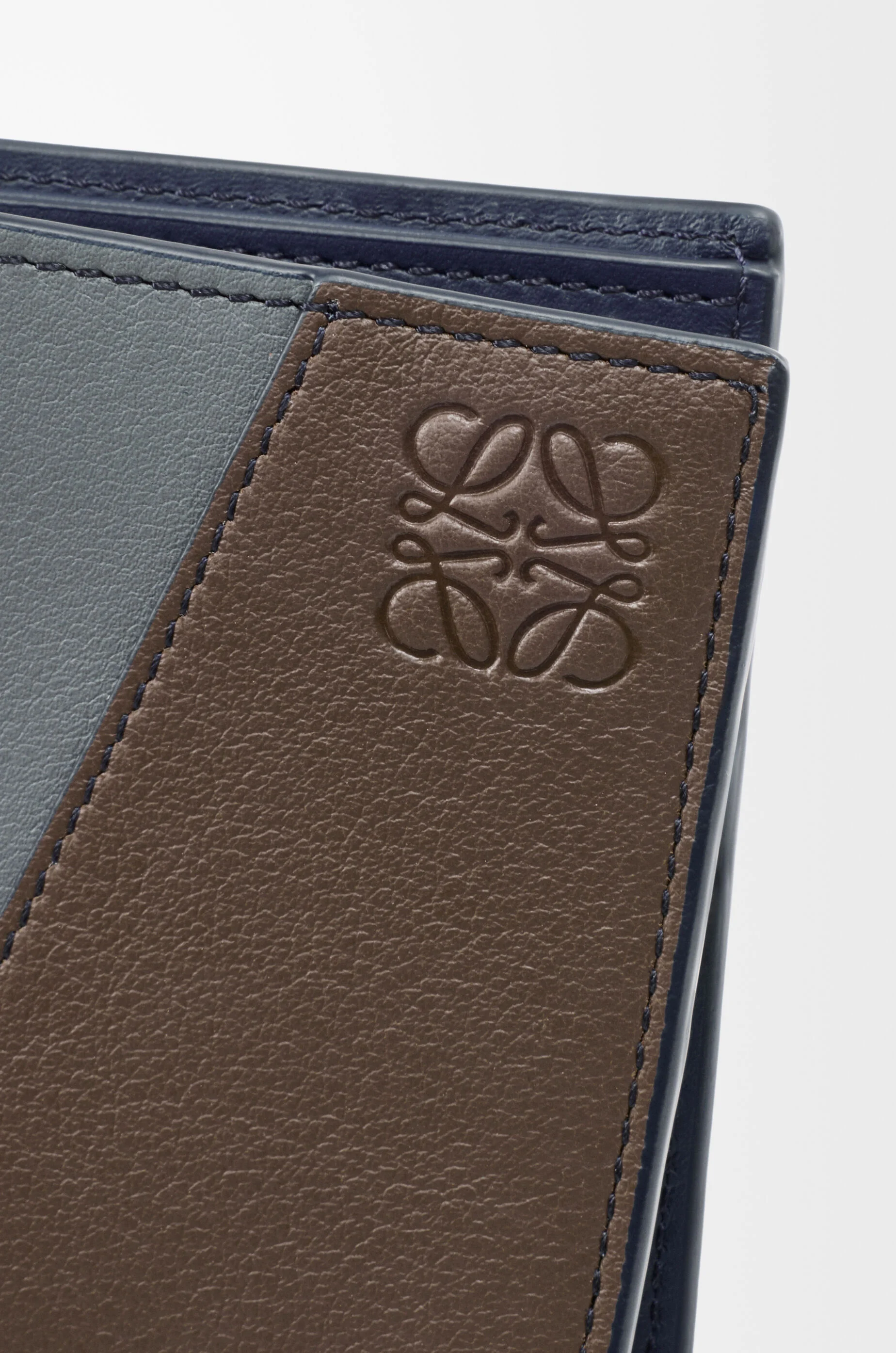 LOEWE Puzzle bifold wallet in classic calfskin Blue Grey/Navy