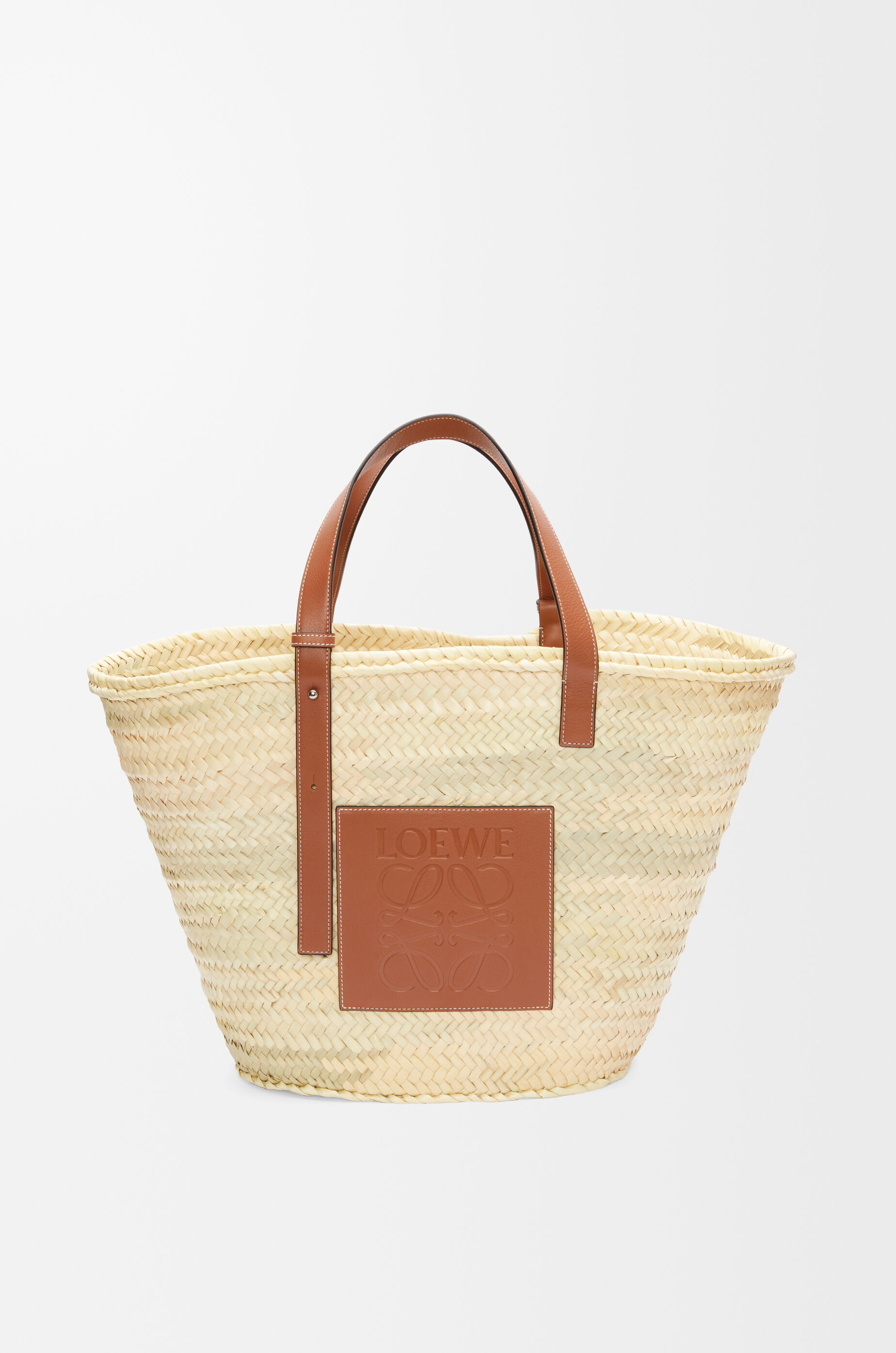LOEWE Large Classic Basket in palm leaf and calfskin Natural/Tan
