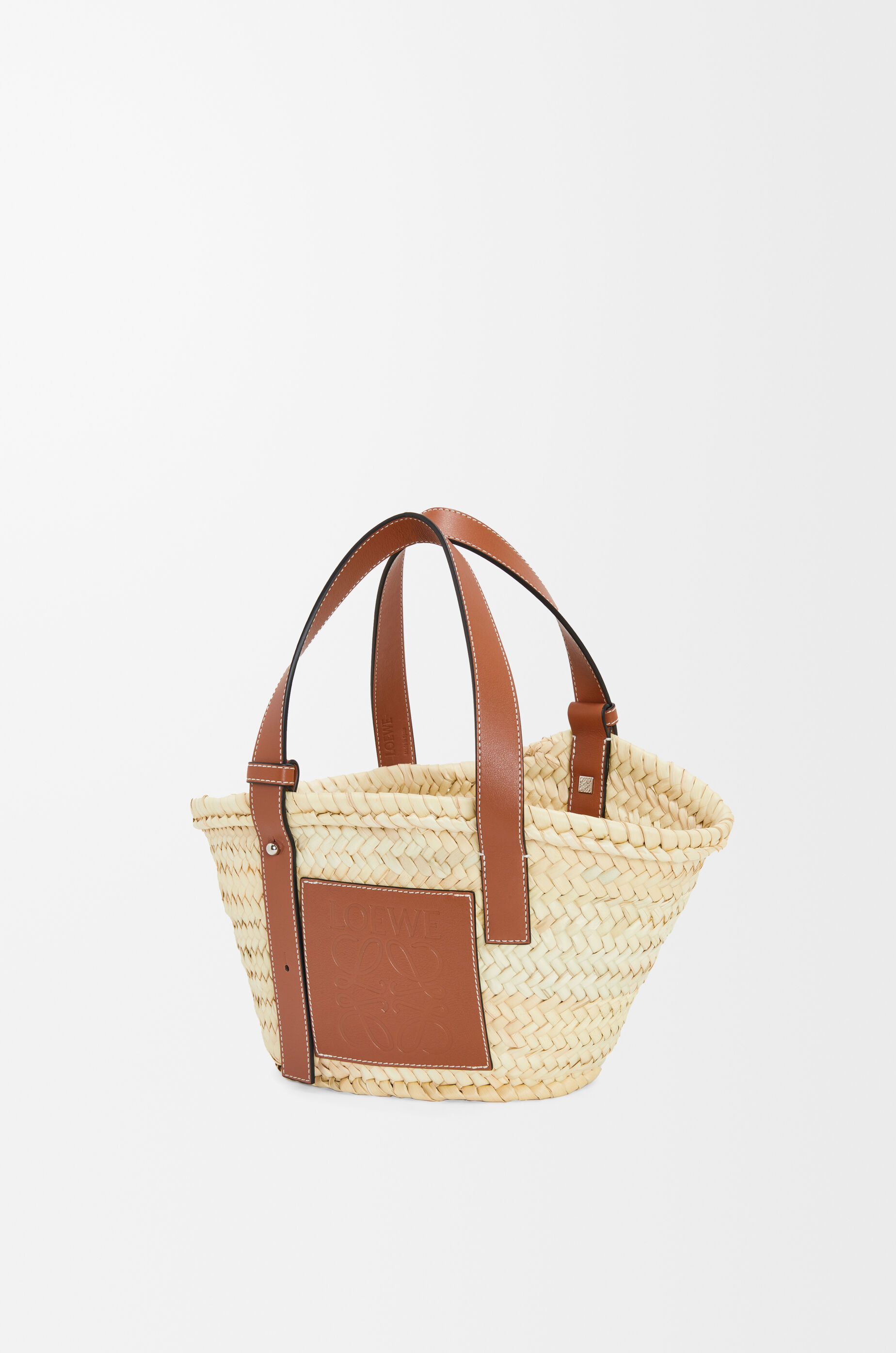 LOEWE Small Basket bag in palm leaf and calfskin Natural/Tan