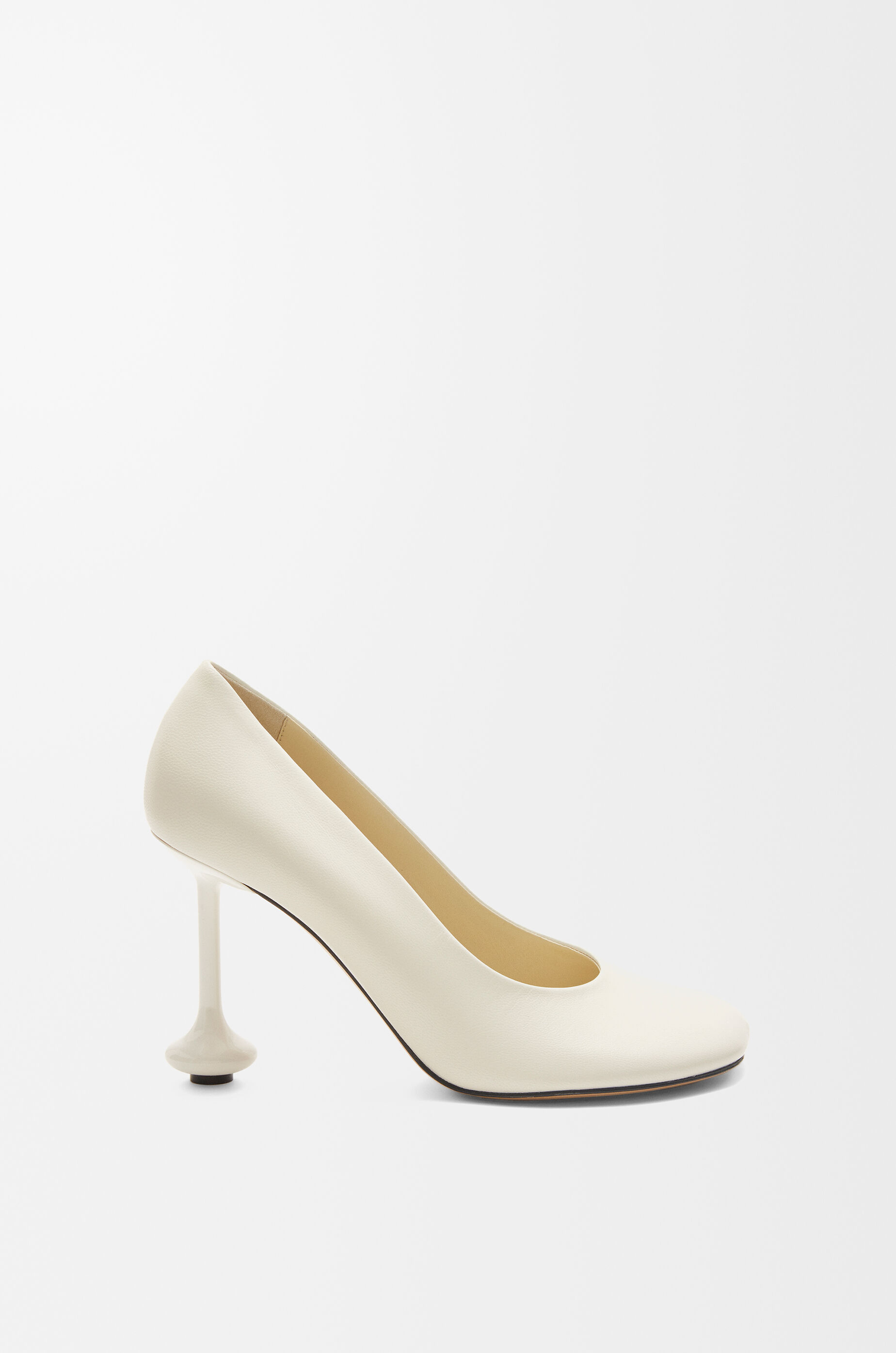 LOEWE Toy pump in goatskin White