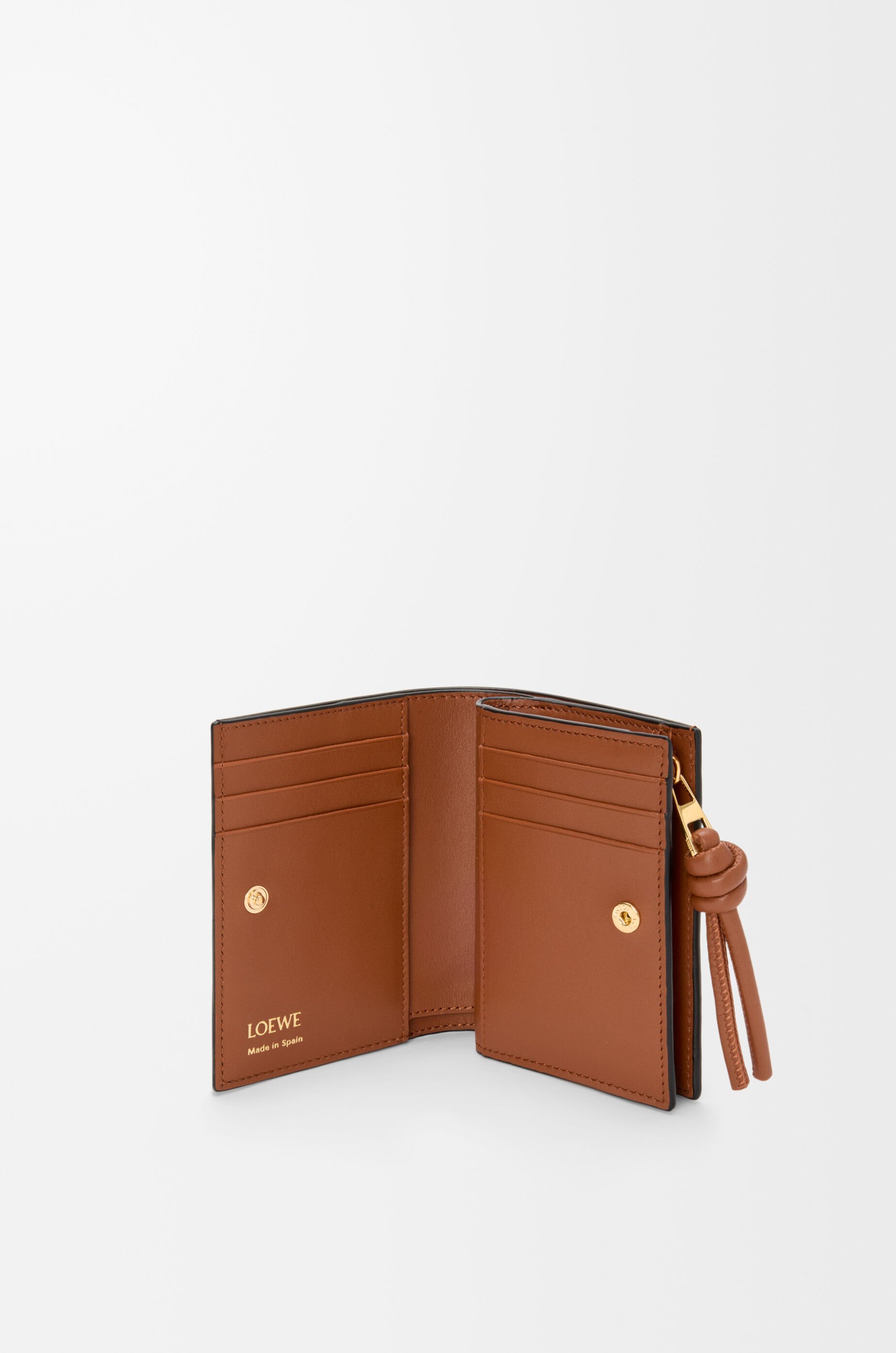 LOEWE Knot compact wallet in shiny nappa calfskin Black/Squirrel