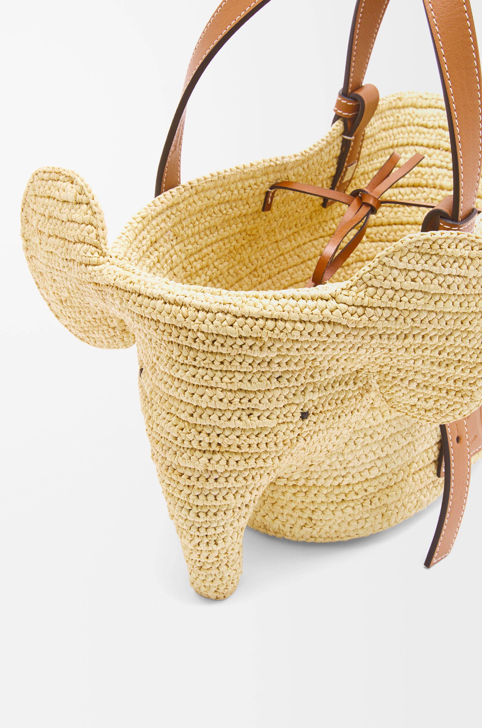 LOEWE Small Elephant basket in raffia and calfskin Natural/Tan