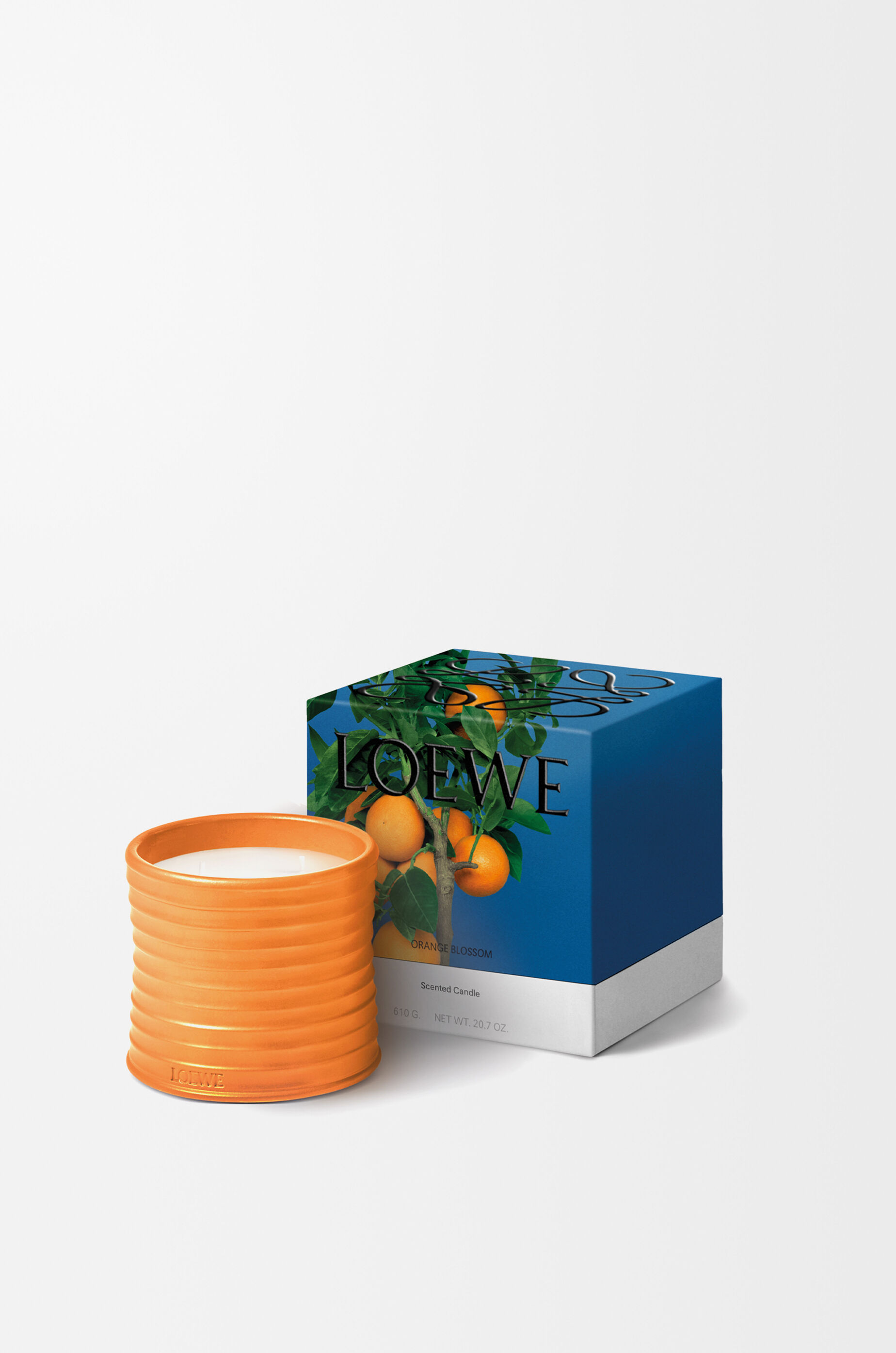 LOEWE Medium Orange Blossom candle Bright Mandarin