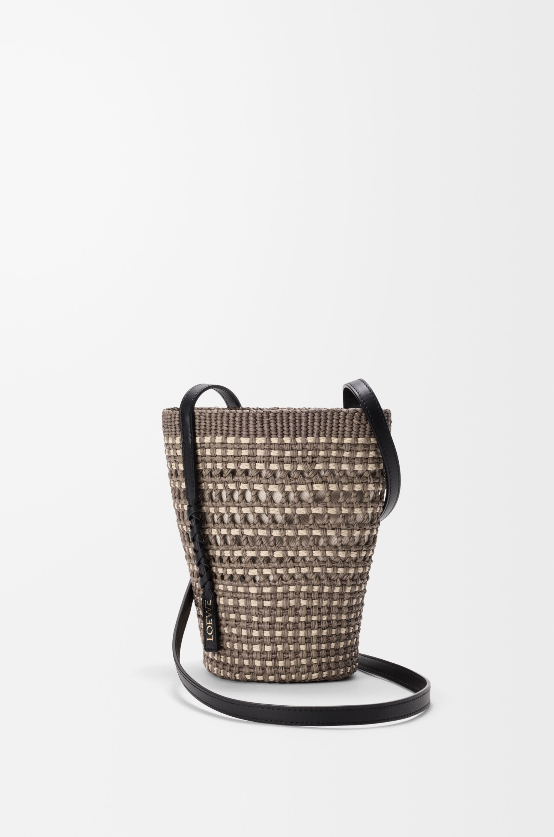 LOEWE Braid pocket in iraca palm and calfskin Khaki/Natural