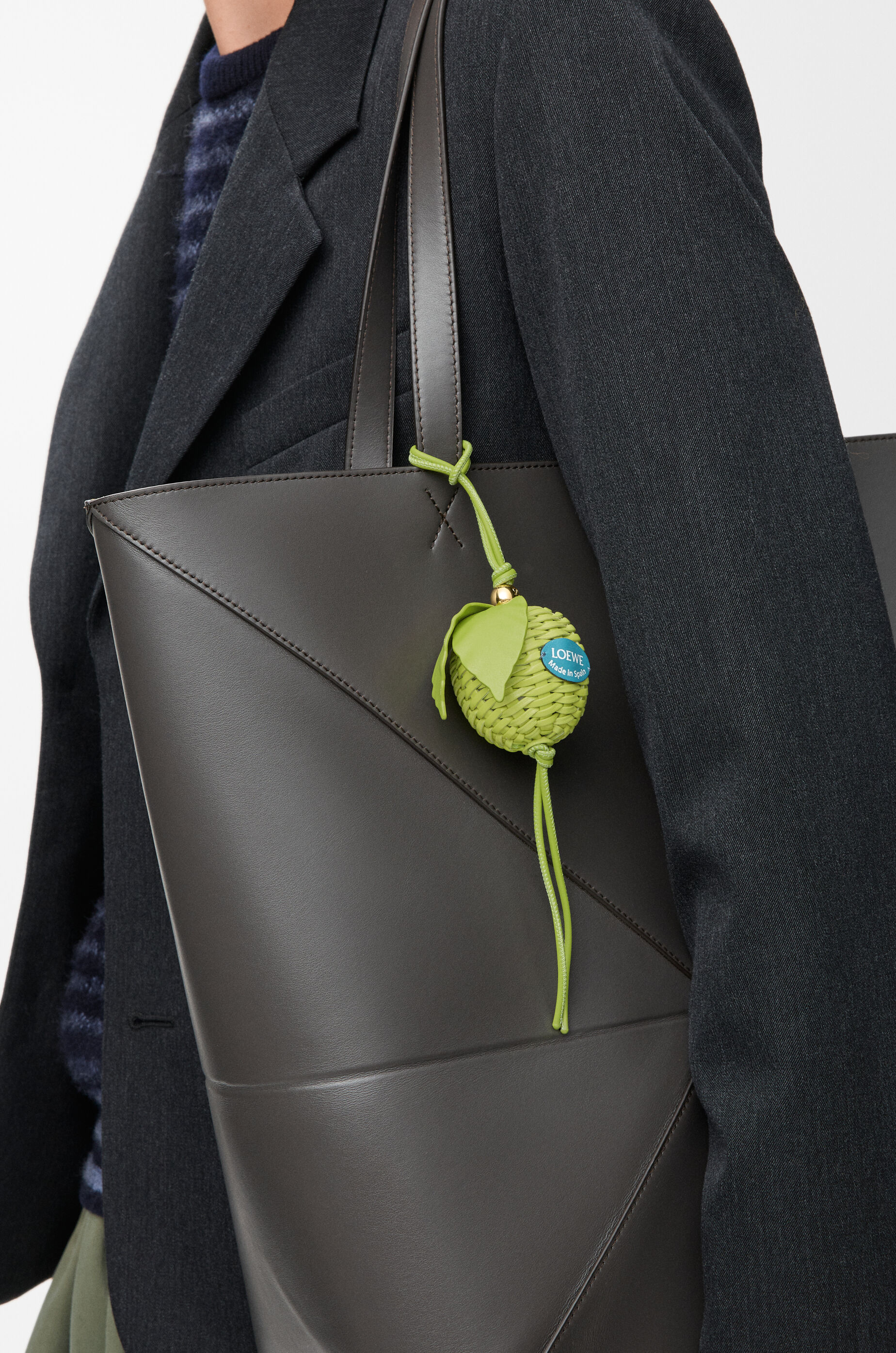 LOEWE Apple charm in calfskin Green